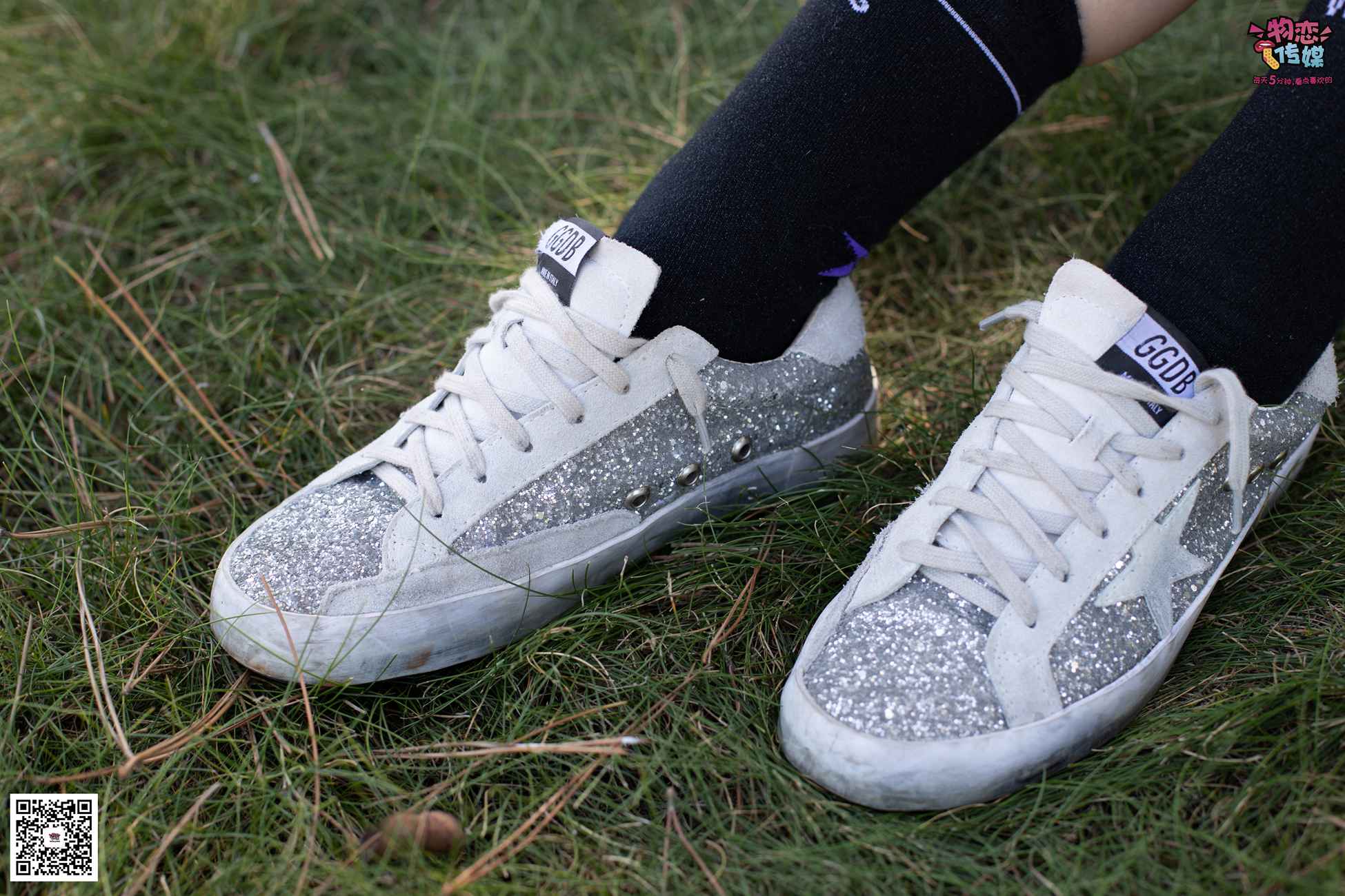 图片[99]-物恋传媒 No.056 眼神犀利,表情高冷小姐姐的深蓝色棉袜 [160P] – 速更版-美库