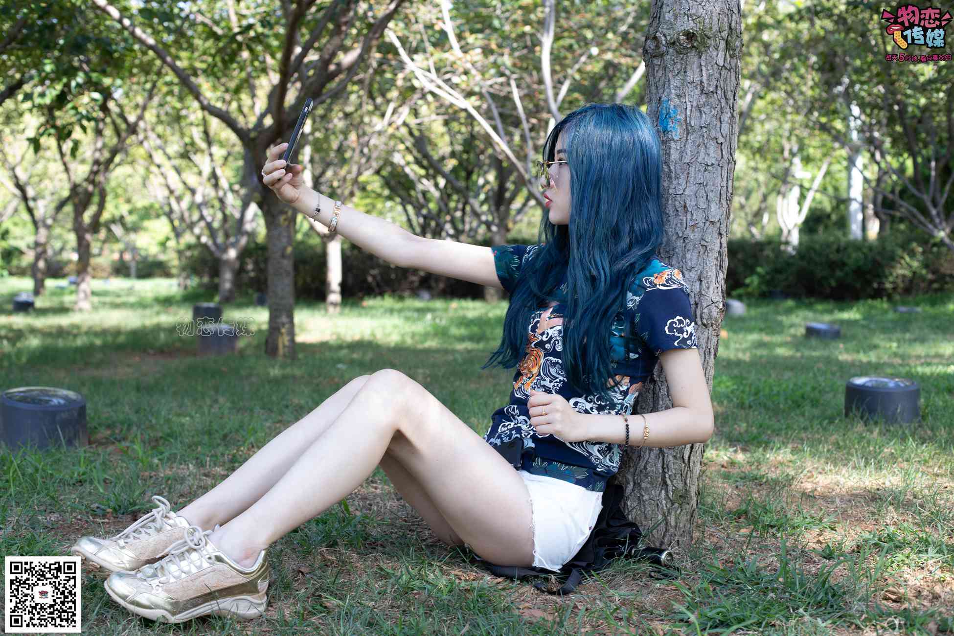 图片[104]-物恋传媒 No.057 摇滚重金属,狂野的温柔,纯情的安踏白棉袜 [190P] – 速更版-美库