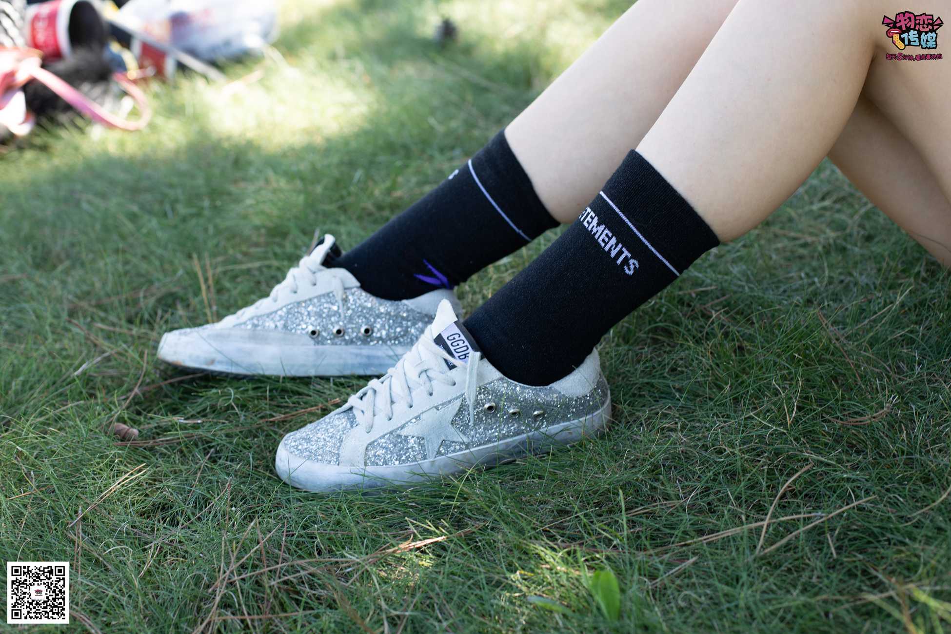 图片[106]-物恋传媒 No.056 眼神犀利,表情高冷小姐姐的深蓝色棉袜 [160P] – 速更版-美库