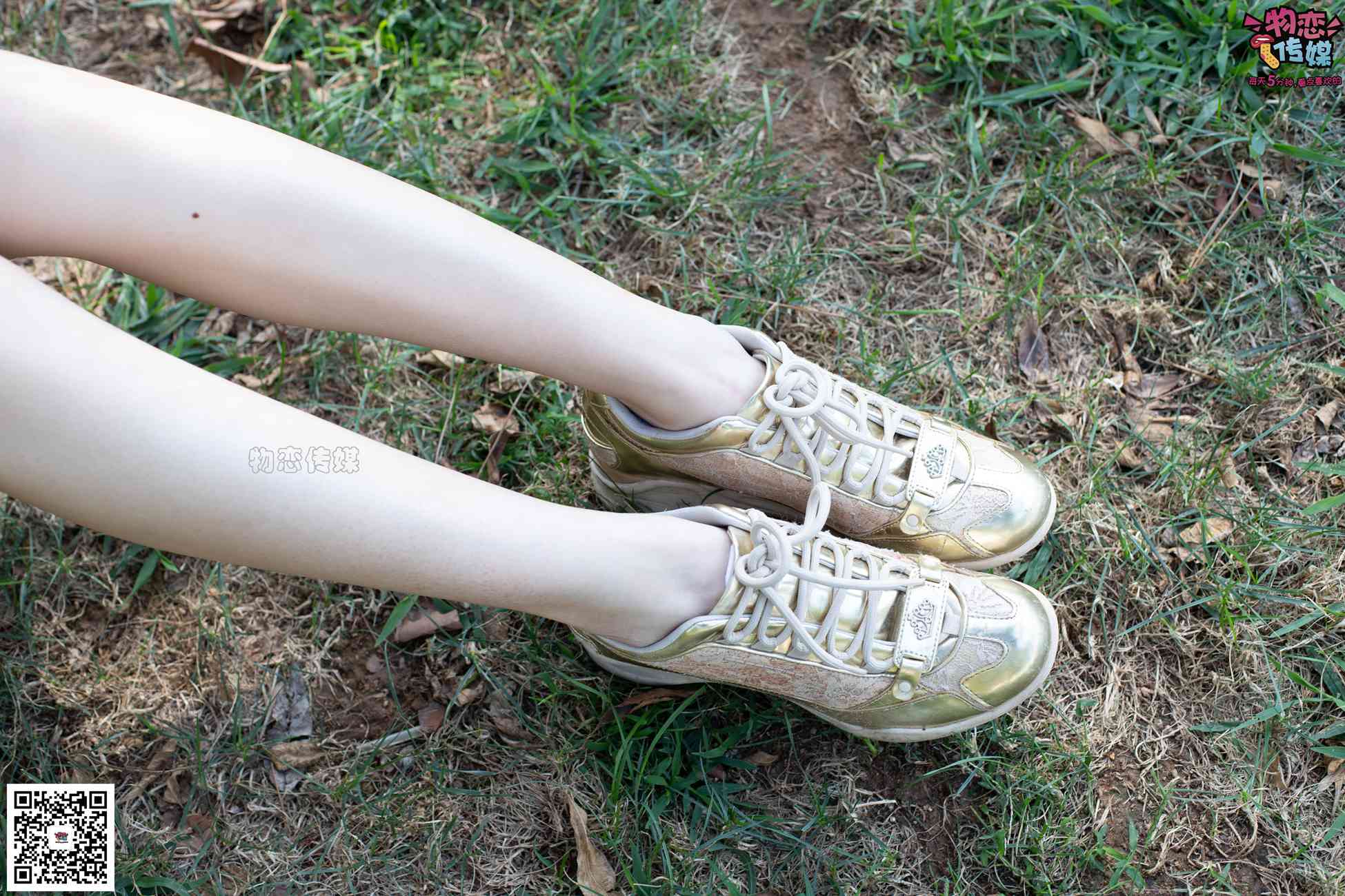 图片[117]-物恋传媒 No.057 摇滚重金属,狂野的温柔,纯情的安踏白棉袜 [190P] – 速更版-美库