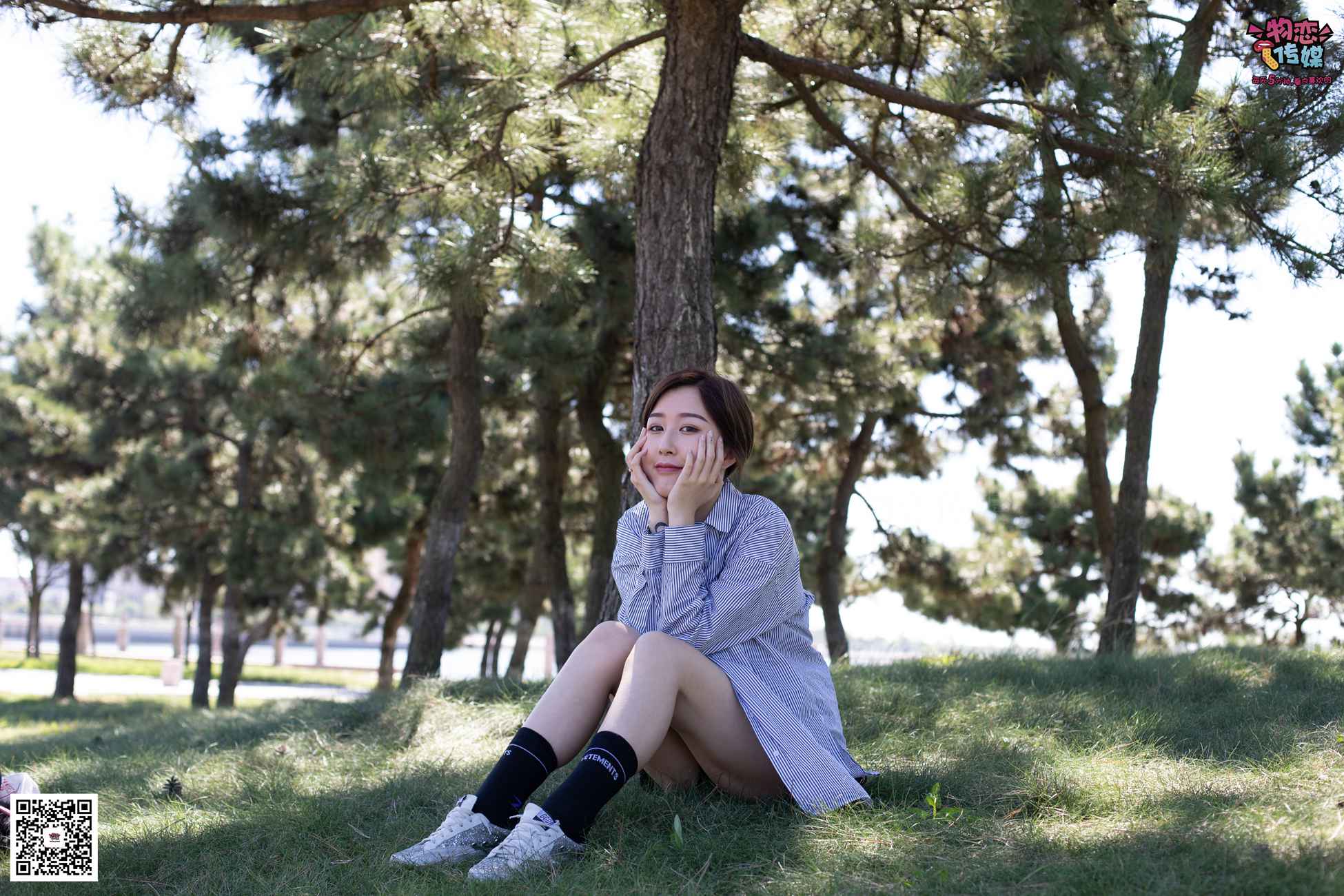 图片[118]-物恋传媒 No.056 眼神犀利,表情高冷小姐姐的深蓝色棉袜 [160P] – 速更版-美库