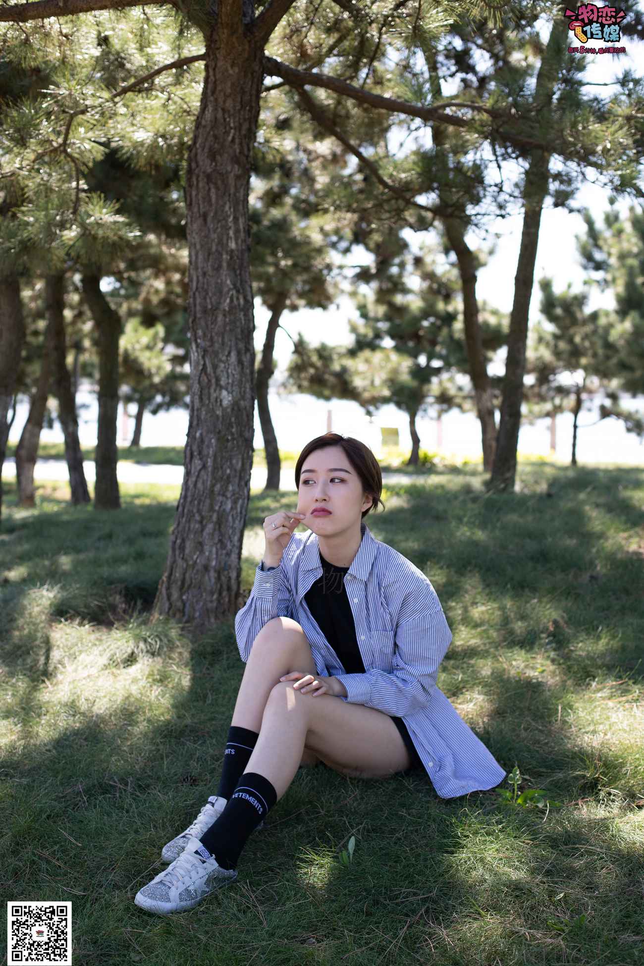 图片[119]-物恋传媒 No.056 眼神犀利,表情高冷小姐姐的深蓝色棉袜 [160P] – 速更版-美库