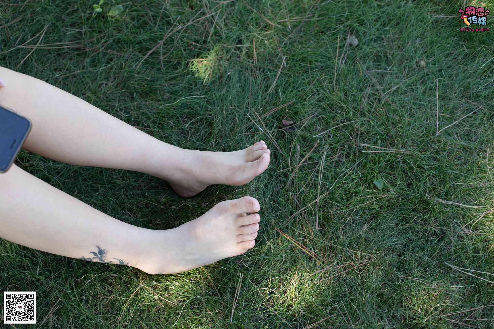 图片[151]-物恋传媒 No.056 眼神犀利,表情高冷小姐姐的深蓝色棉袜 [160P] – 速更版-美库