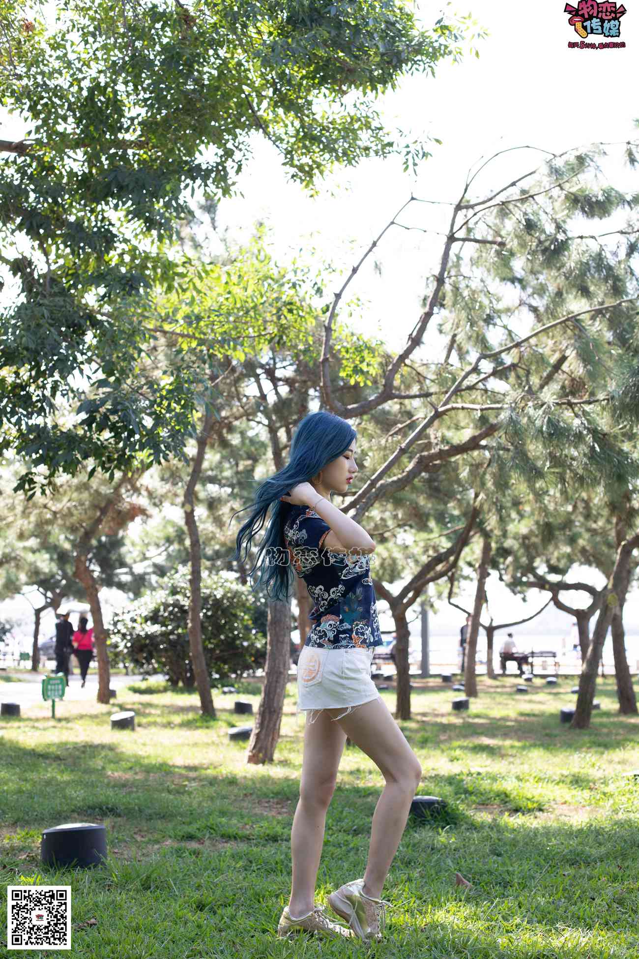 图片[156]-物恋传媒 No.057 摇滚重金属,狂野的温柔,纯情的安踏白棉袜 [190P] – 速更版-美库