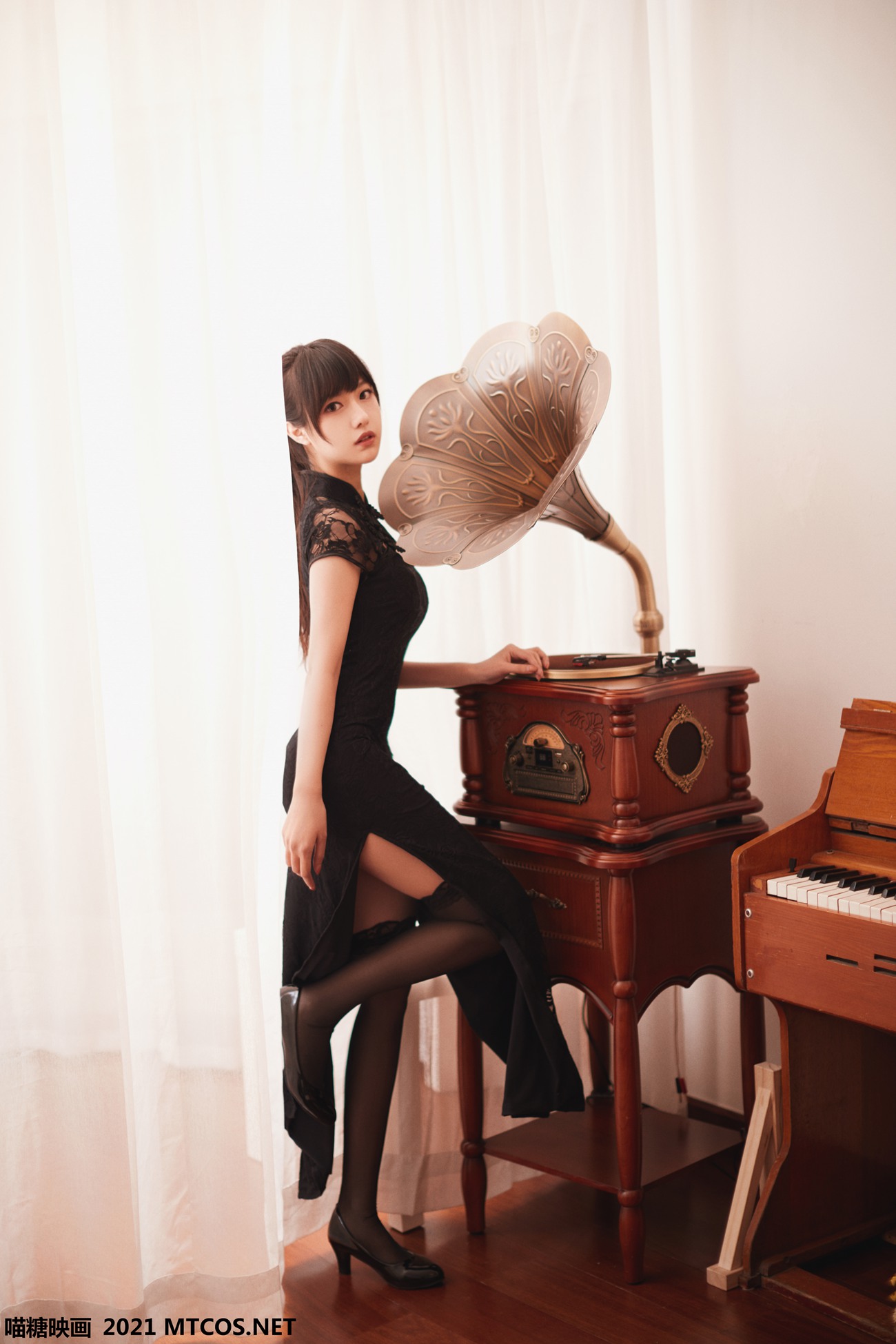 图片[18]-[喵糖映画]VOL.463 窗前女友[20P] – 速更版-美库