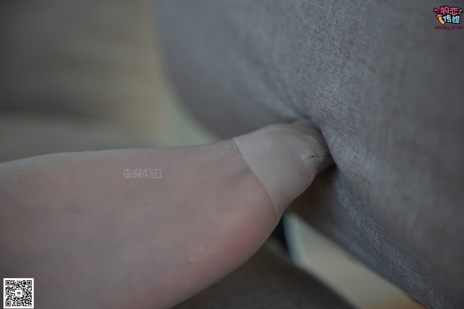 图片[10]-物恋传媒 No.061 轻熟女的枪与玫瑰,肉丝小高跟 [111P] – 速更版-美库