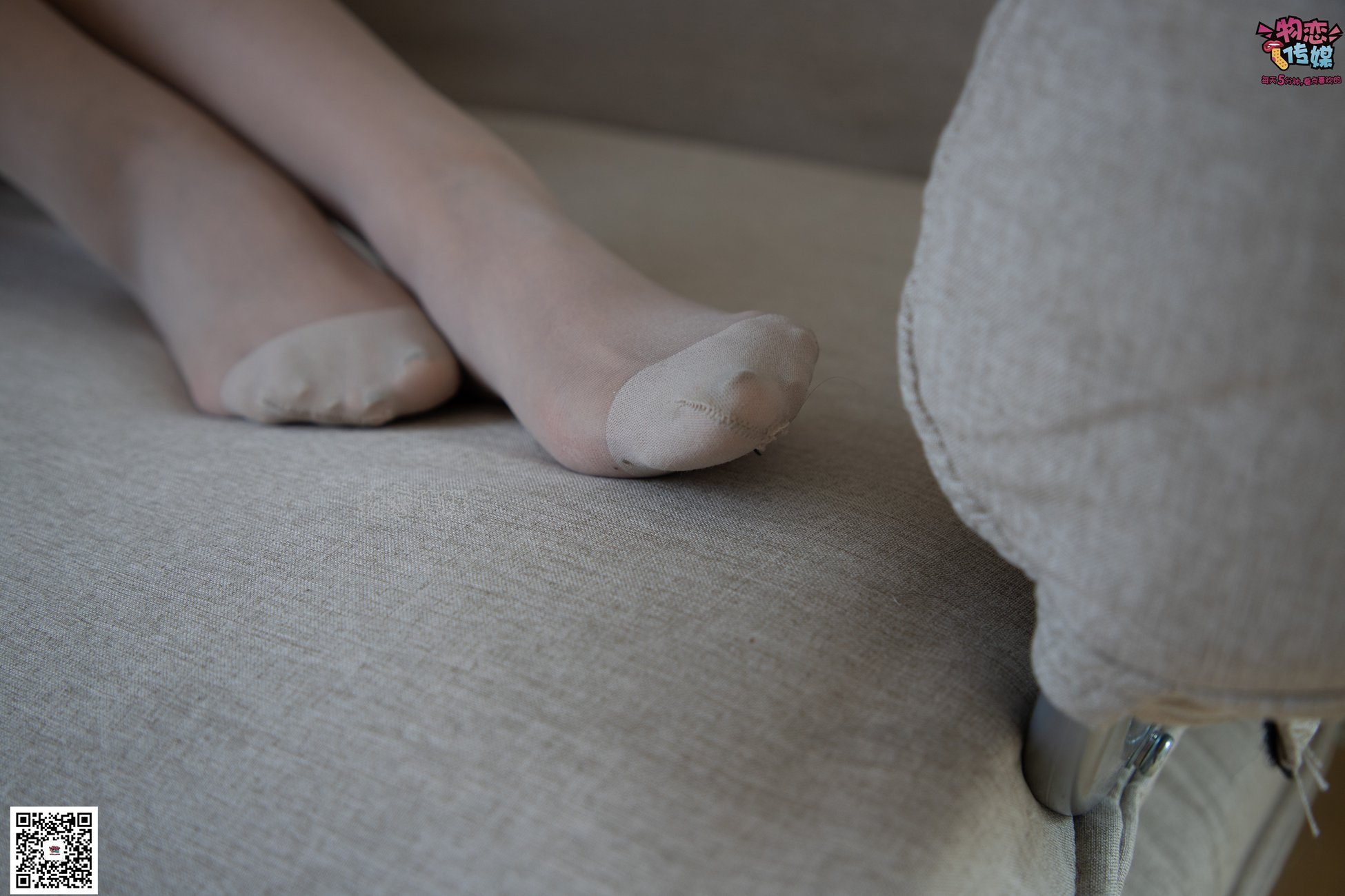 图片[24]-物恋传媒 No.061 轻熟女的枪与玫瑰,肉丝小高跟 [111P] – 速更版-美库