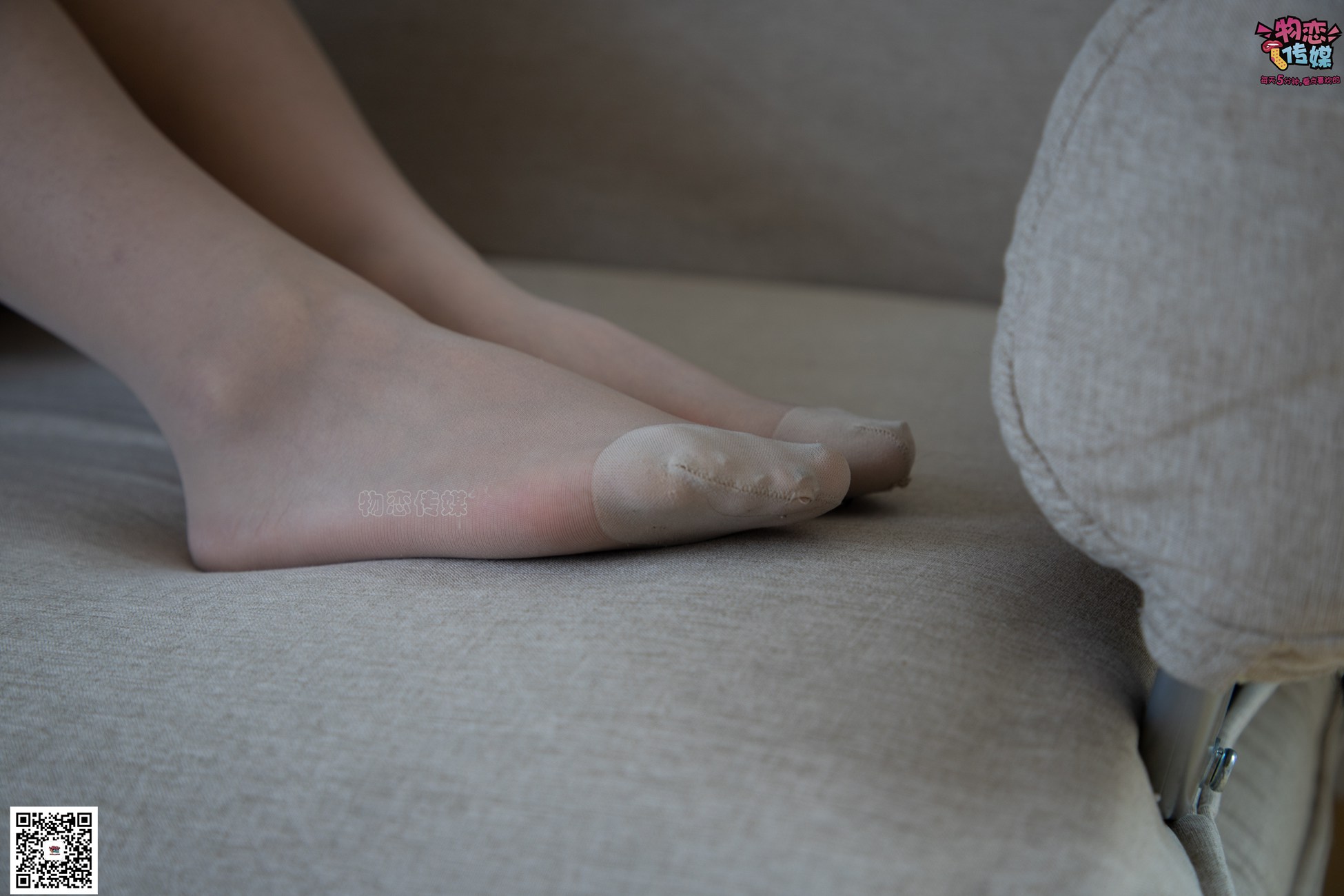 图片[34]-物恋传媒 No.061 轻熟女的枪与玫瑰,肉丝小高跟 [111P] – 速更版-美库