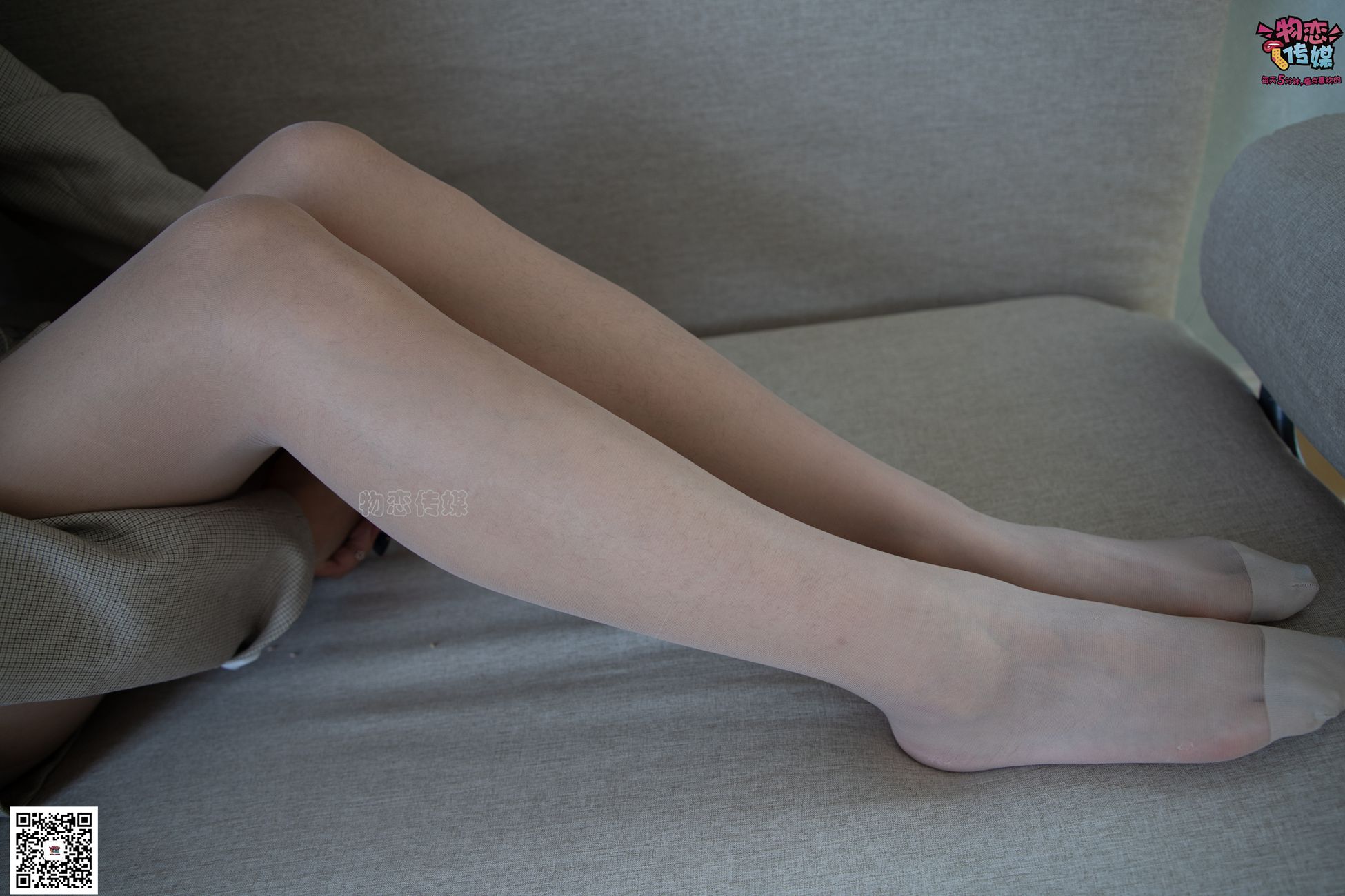 图片[36]-物恋传媒 No.061 轻熟女的枪与玫瑰,肉丝小高跟 [111P] – 速更版-美库