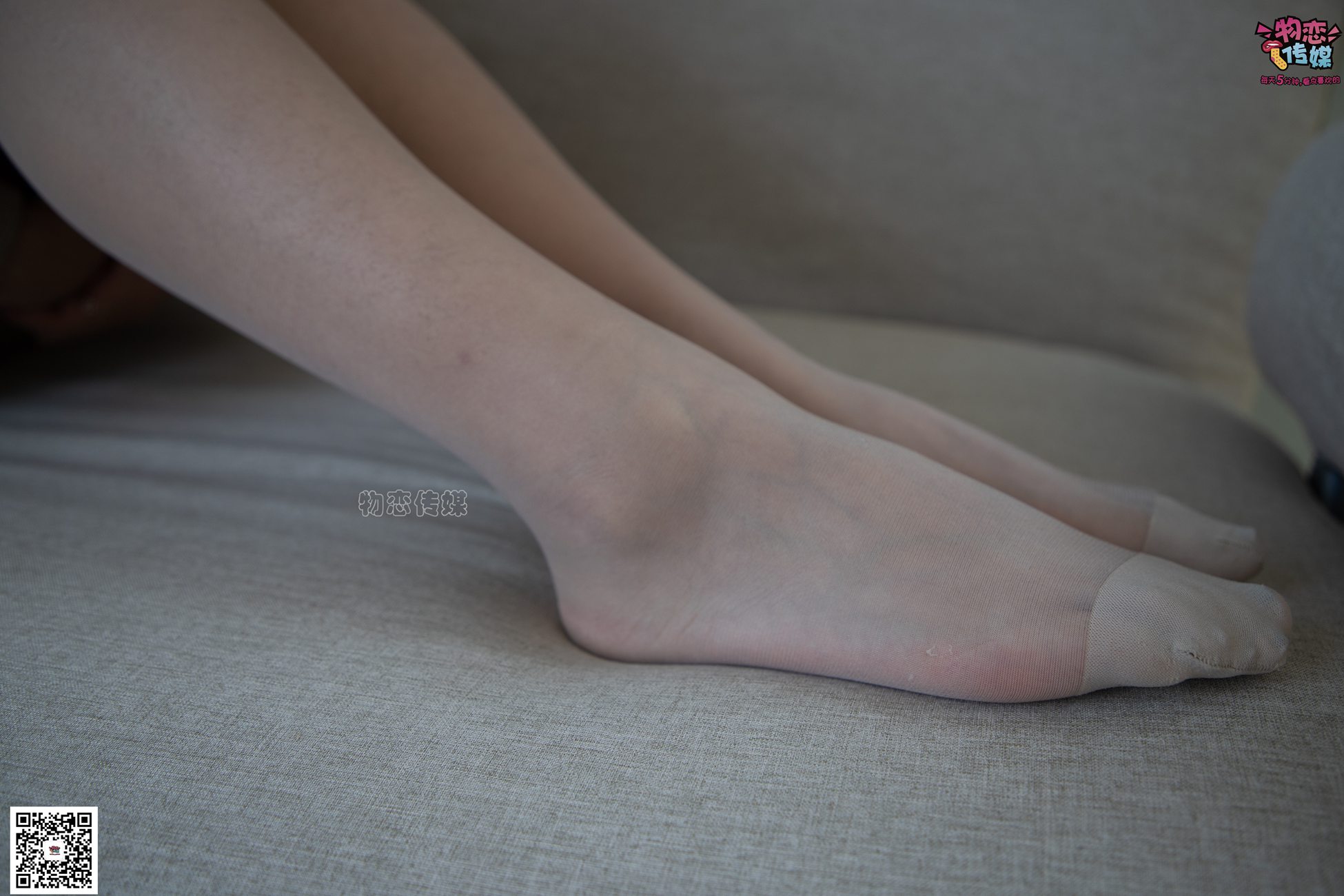 图片[40]-物恋传媒 No.061 轻熟女的枪与玫瑰,肉丝小高跟 [111P] – 速更版-美库