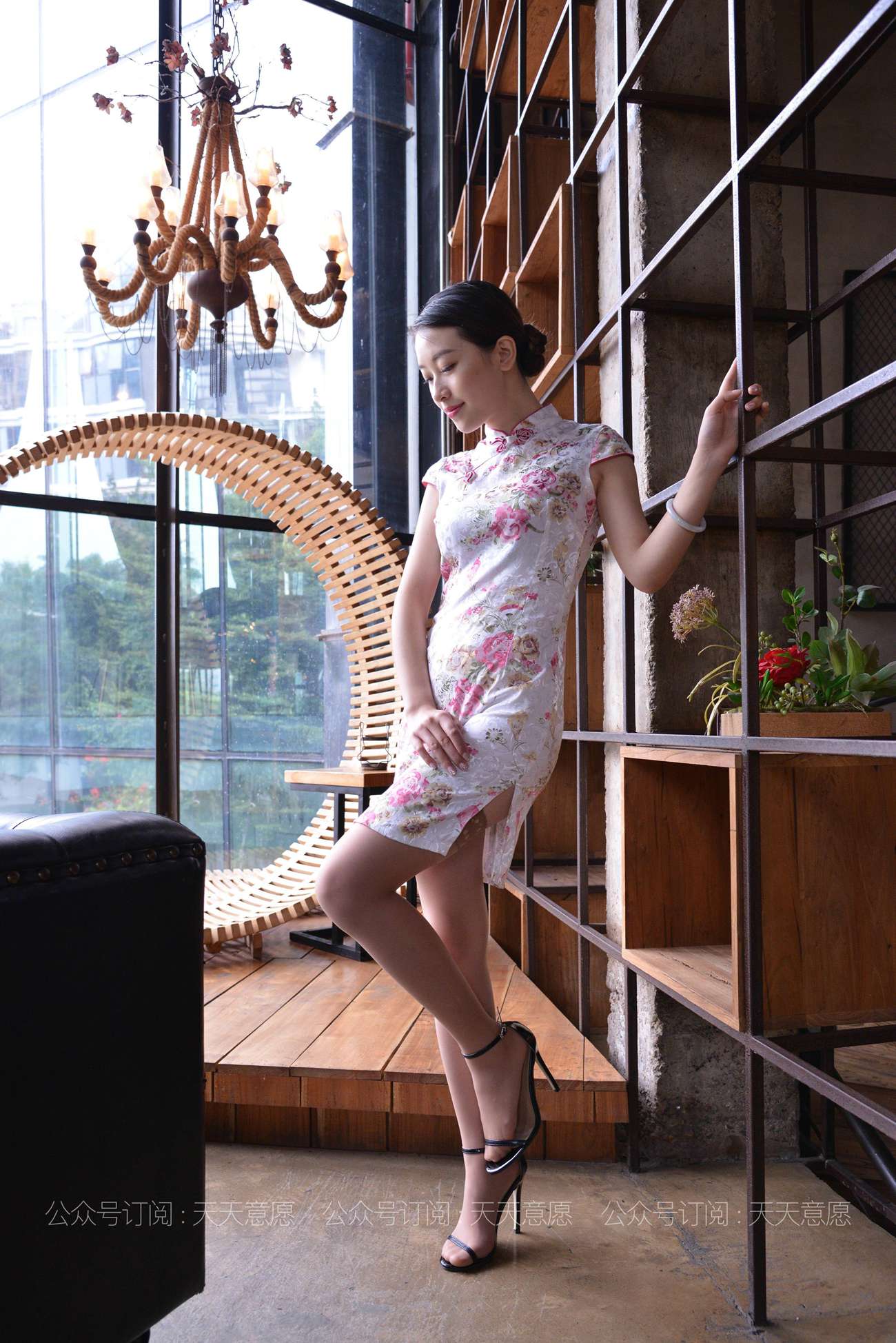 图片[24]-[IESS异思趣向] 2021.04.27 丝享家790：小婕《优雅旗袍女人》[90P] – 速更版-美库