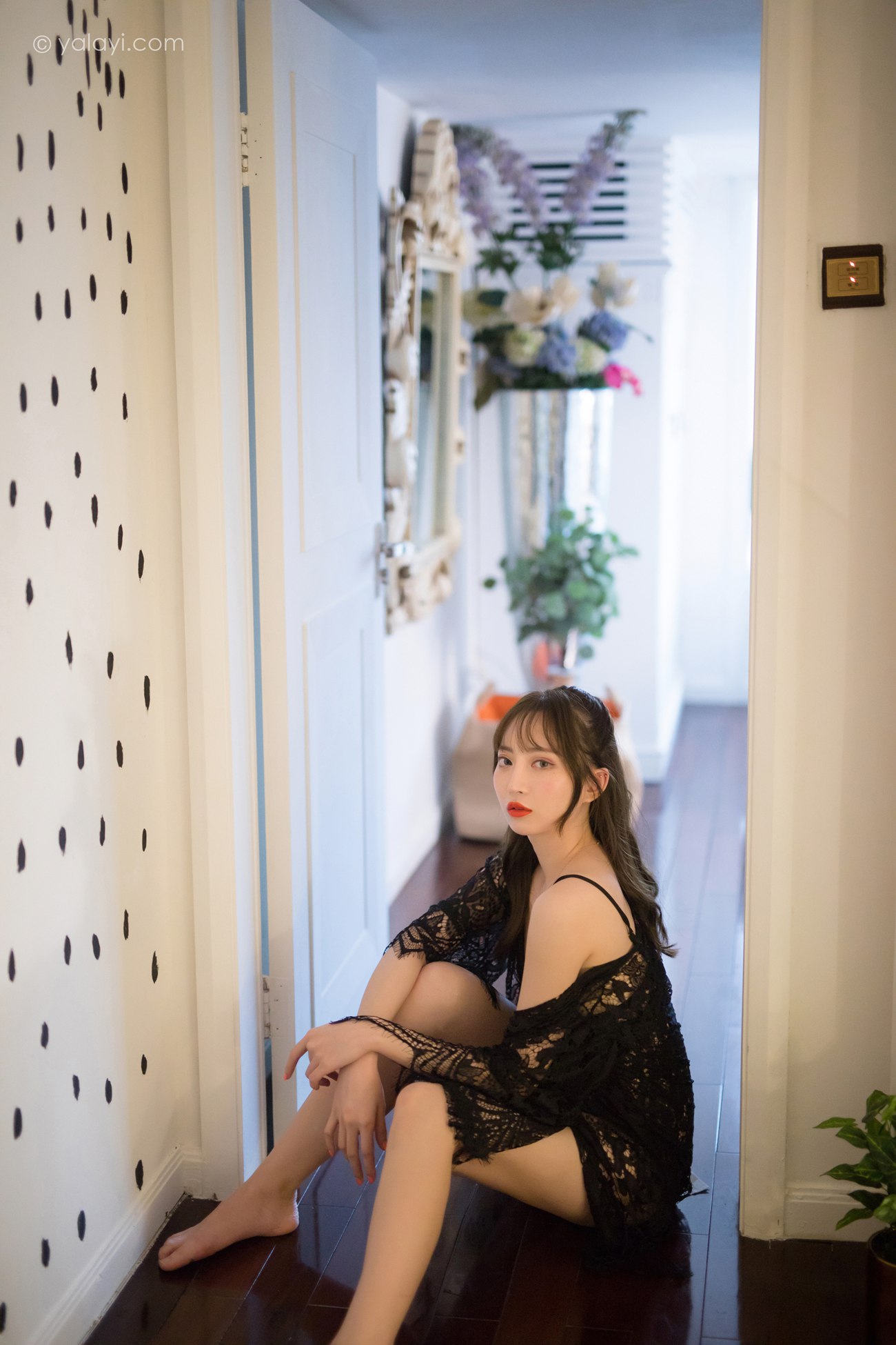 图片[42]-[YALAYI雅拉伊] 2021.08.19 No.830 惊鸿一瞥 白雪 [41P] – 速更版-美库