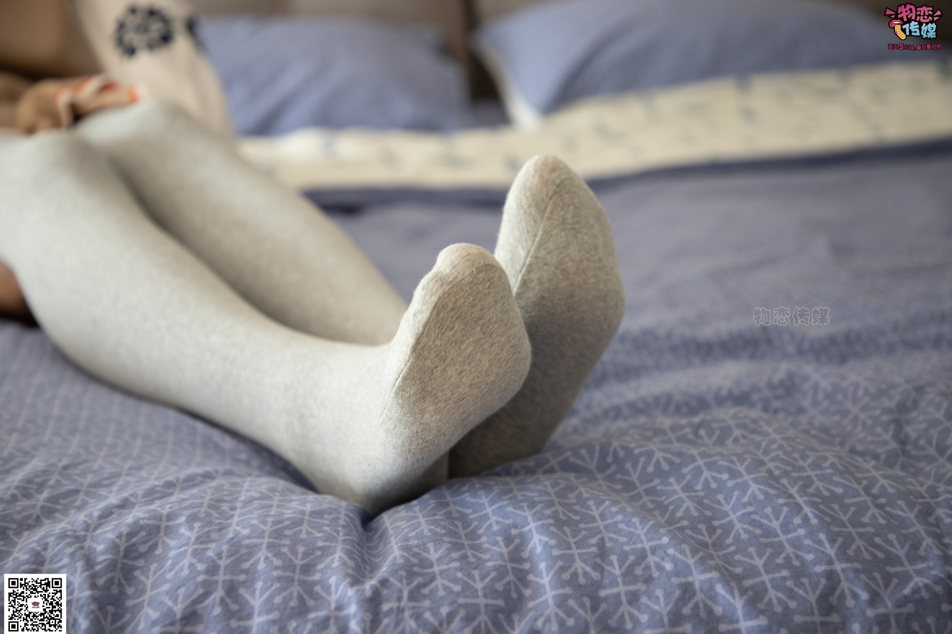 图片[18]-勿恋传媒 No.066 清纯小解解的灰色长筒棉袜 只想这样看着你 [148P] – 速更版-美库