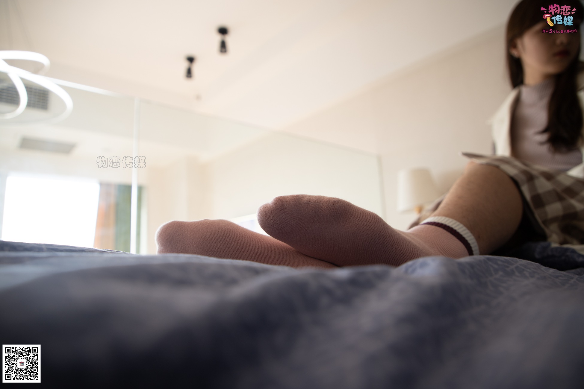 图片[43]-勿恋传媒 No.065 温柔格子裙,轻熟plus少女风,高冷小解解 [145P] – 速更版-美库