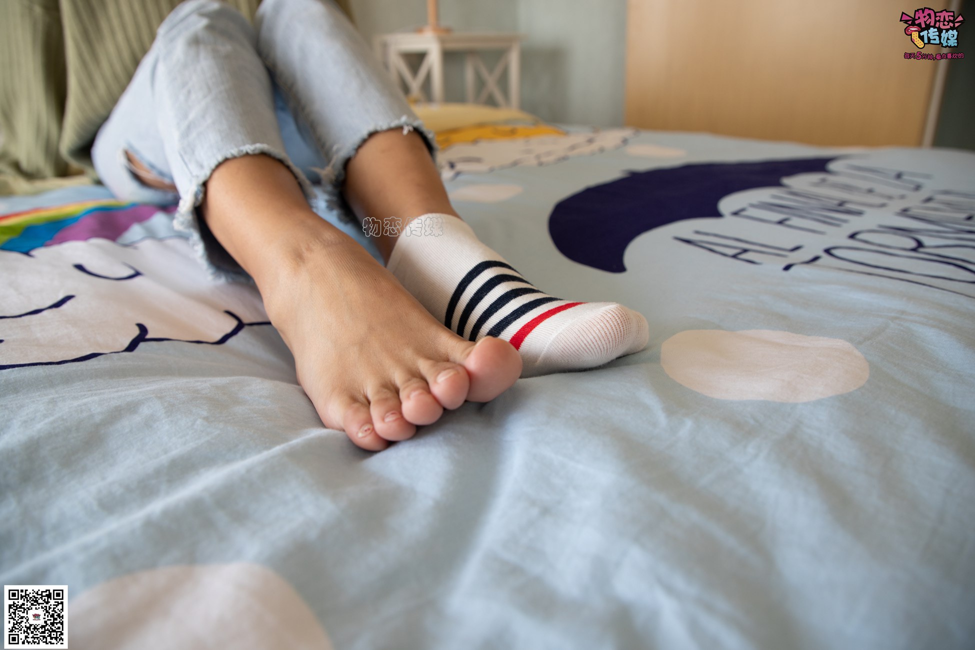图片[29]-物恋传媒 No.067 锁骨的秘密。白色板鞋配白色横纹棉袜 [189P] – 速更版-美库