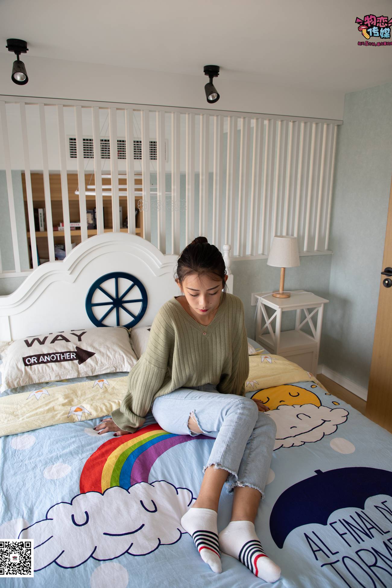 图片[39]-物恋传媒 No.067 锁骨的秘密。白色板鞋配白色横纹棉袜 [189P] – 速更版-美库