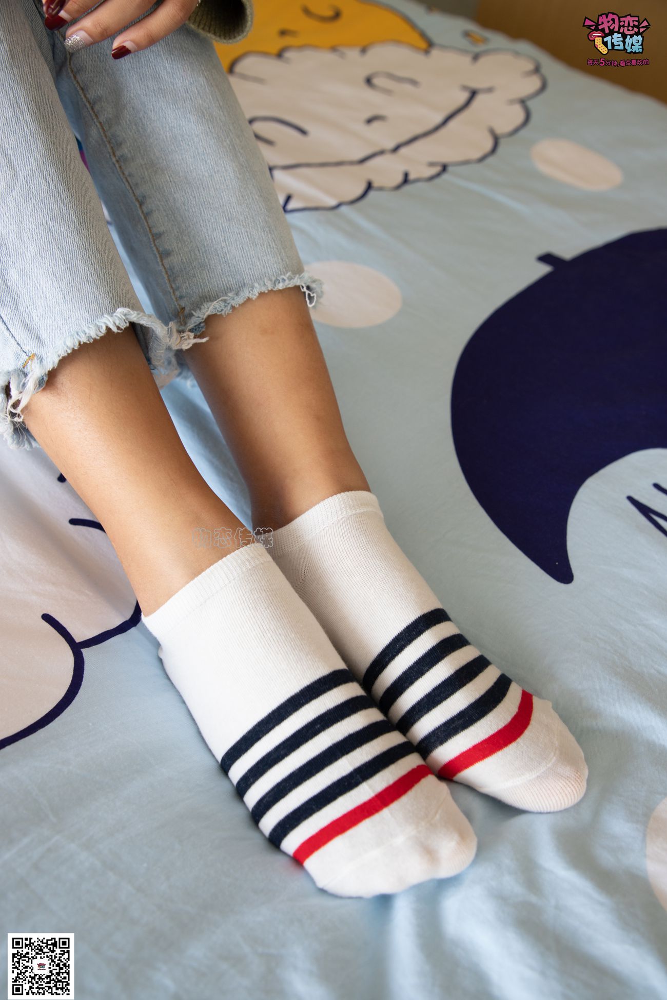 图片[52]-物恋传媒 No.067 锁骨的秘密。白色板鞋配白色横纹棉袜 [189P] – 速更版-美库