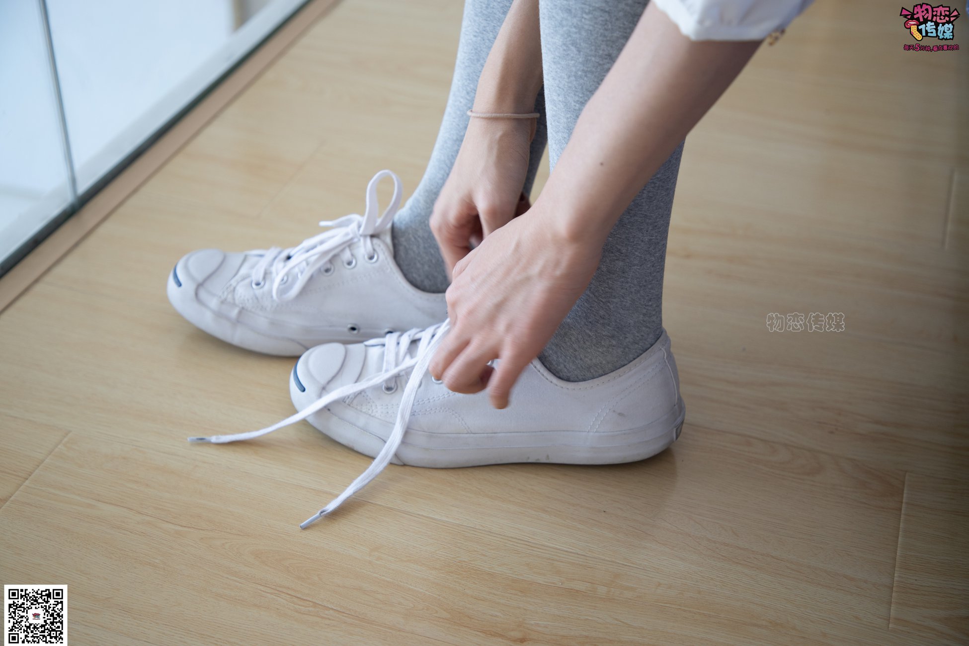 图片[79]-勿恋传媒 No.066 清纯小解解的灰色长筒棉袜 只想这样看着你 [148P] – 速更版-美库