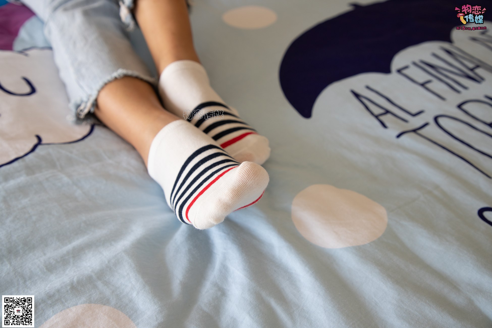 图片[69]-物恋传媒 No.067 锁骨的秘密。白色板鞋配白色横纹棉袜 [189P] – 速更版-美库