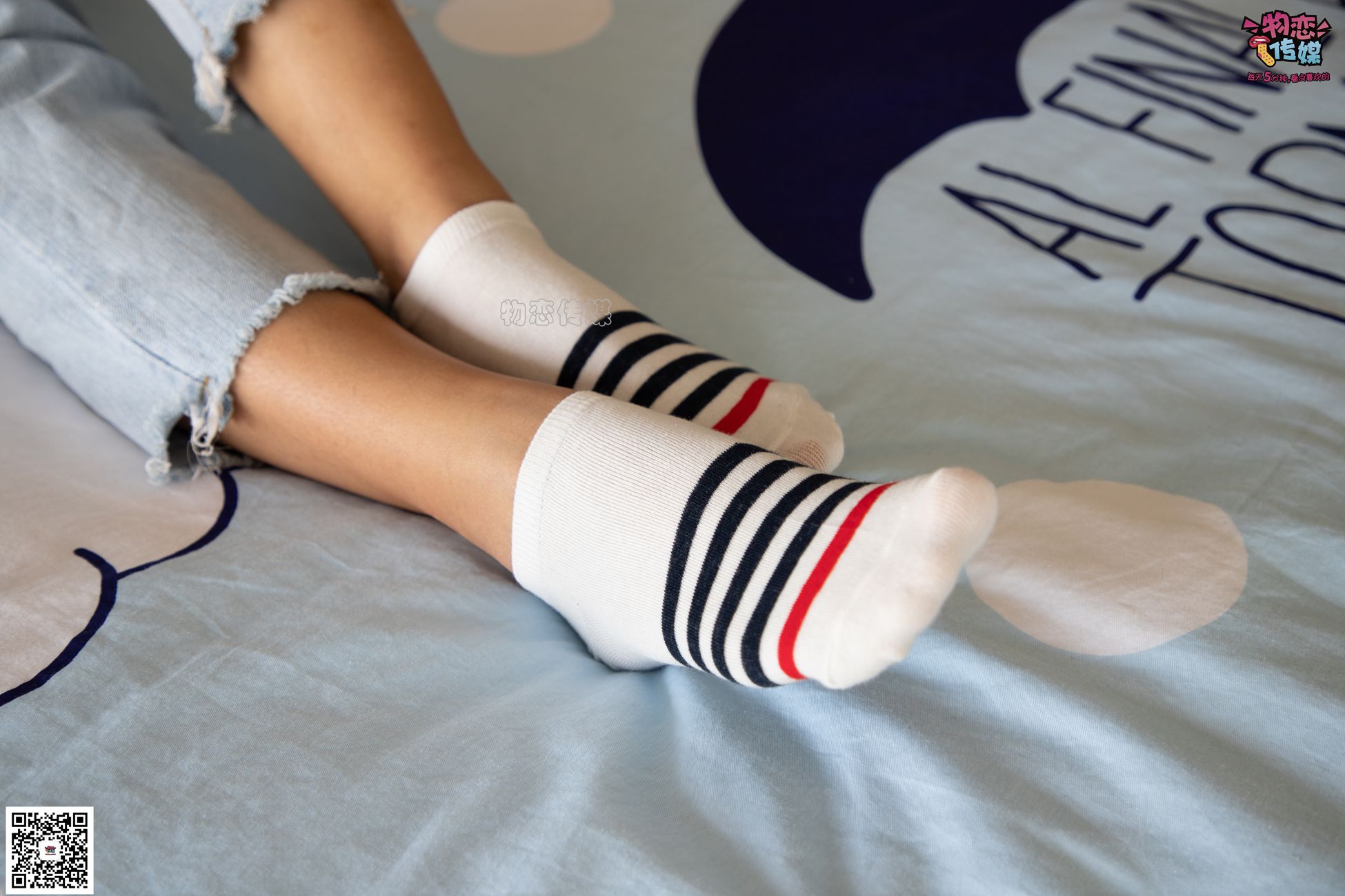 图片[70]-物恋传媒 No.067 锁骨的秘密。白色板鞋配白色横纹棉袜 [189P] – 速更版-美库
