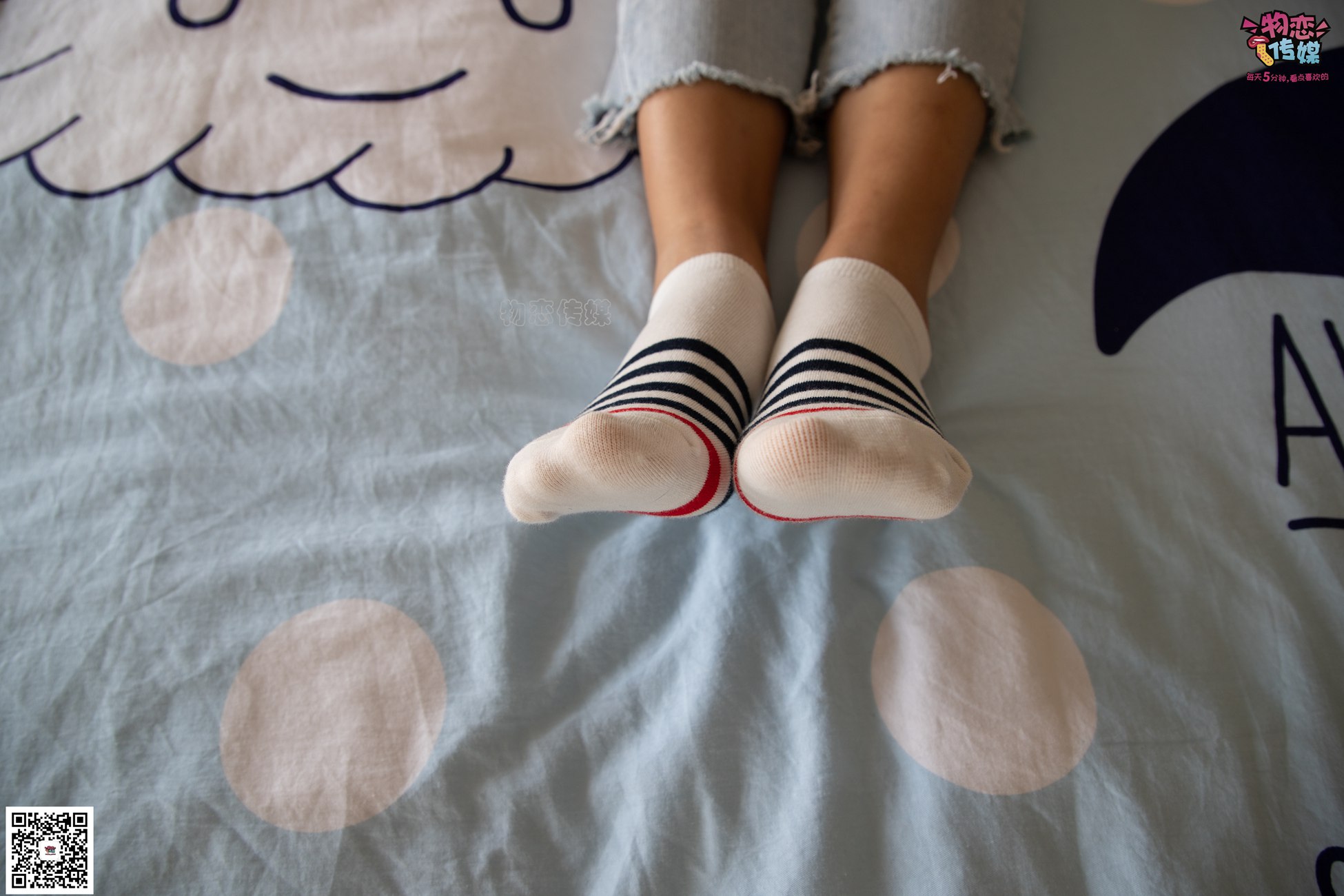图片[72]-物恋传媒 No.067 锁骨的秘密。白色板鞋配白色横纹棉袜 [189P] – 速更版-美库