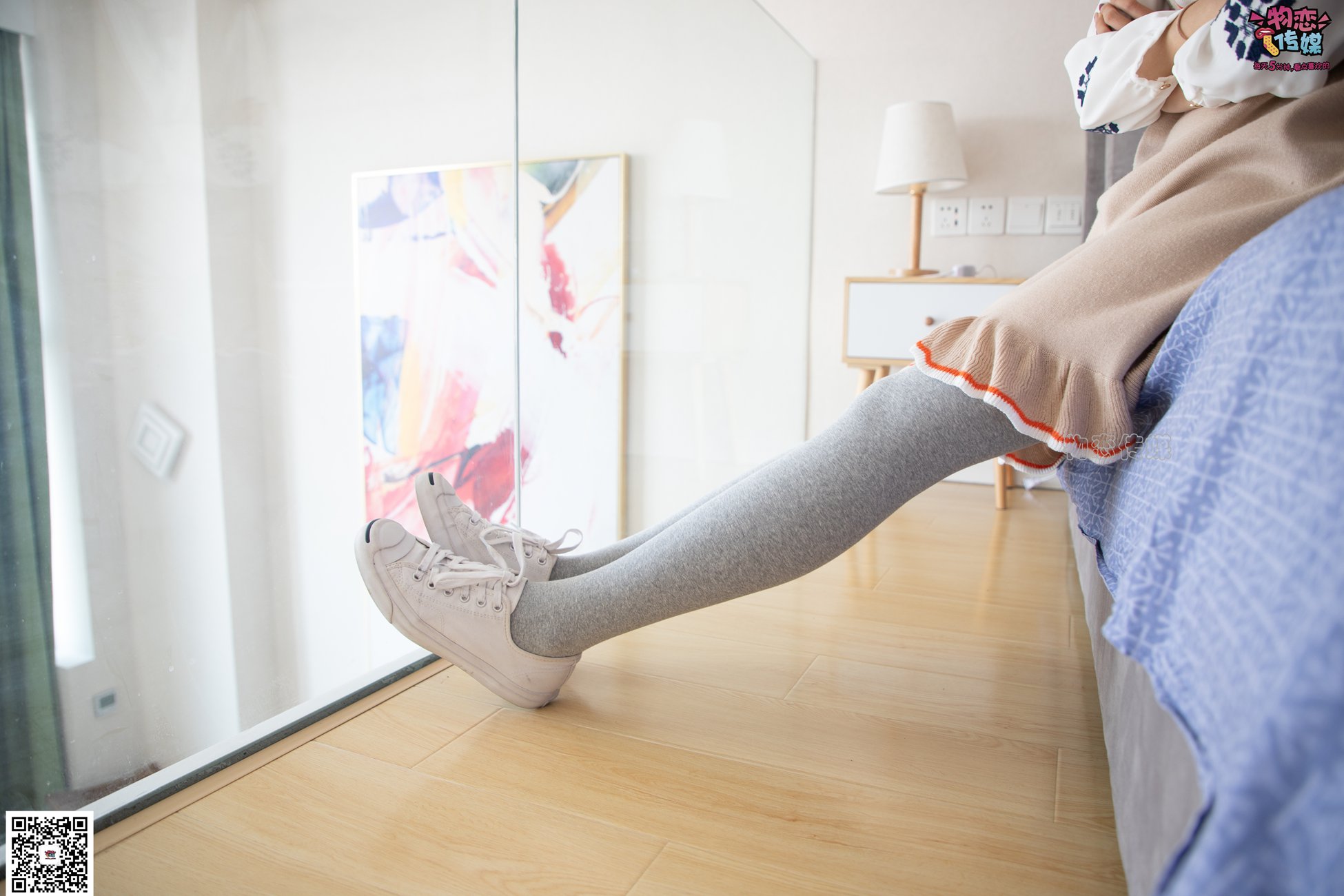 图片[91]-勿恋传媒 No.066 清纯小解解的灰色长筒棉袜 只想这样看着你 [148P] – 速更版-美库