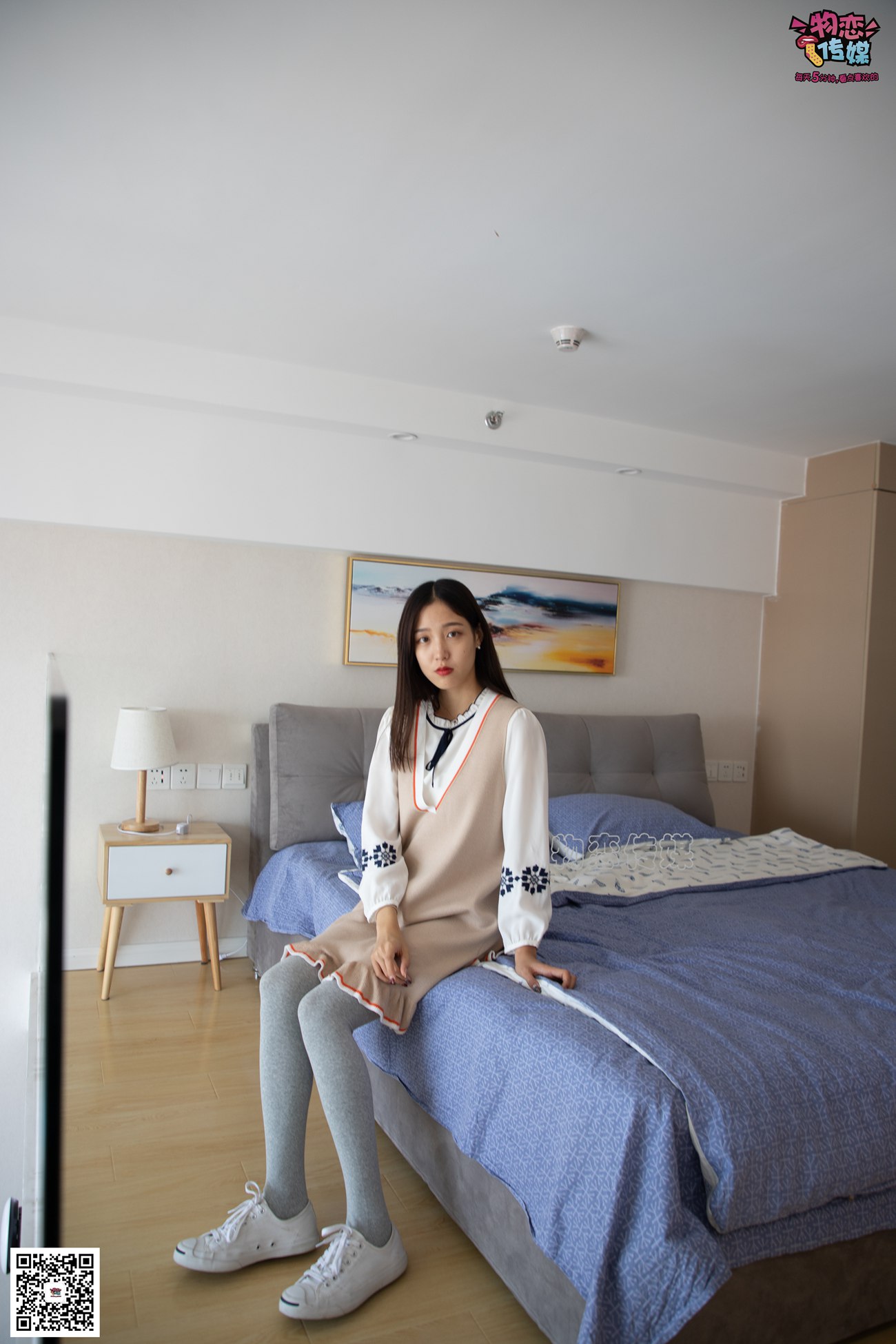 图片[94]-勿恋传媒 No.066 清纯小解解的灰色长筒棉袜 只想这样看着你 [148P] – 速更版-美库