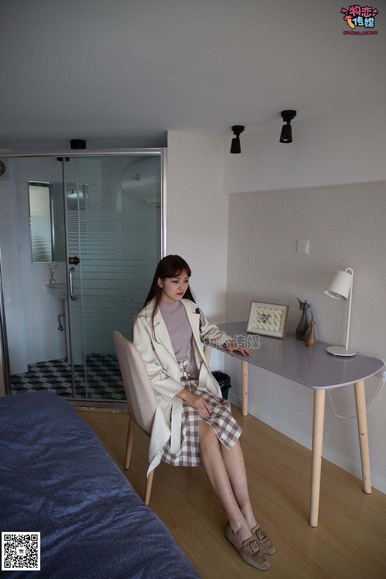 图片[112]-勿恋传媒 No.065 温柔格子裙,轻熟plus少女风,高冷小解解 [145P] – 速更版-美库