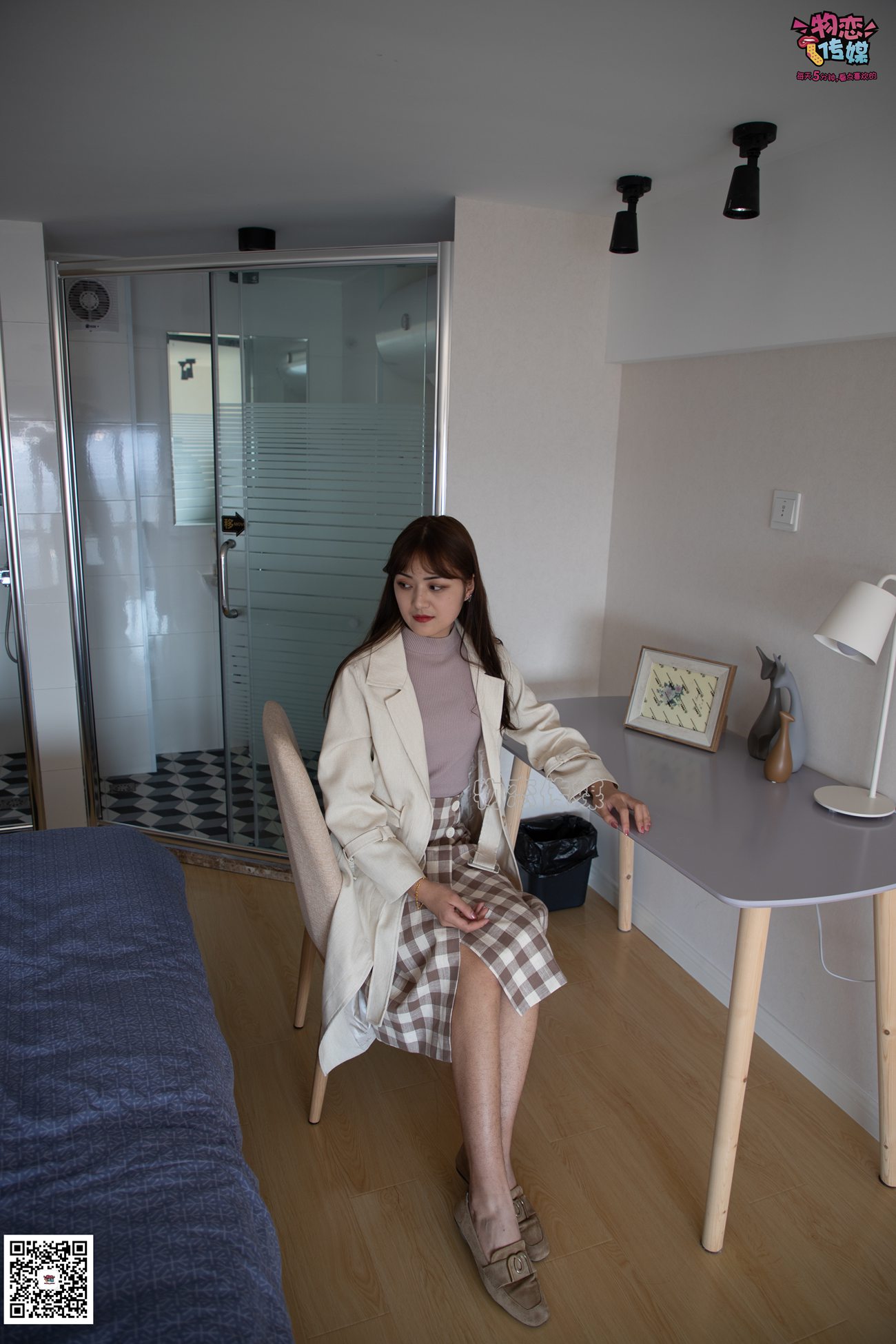 图片[120]-勿恋传媒 No.065 温柔格子裙,轻熟plus少女风,高冷小解解 [145P] – 速更版-美库