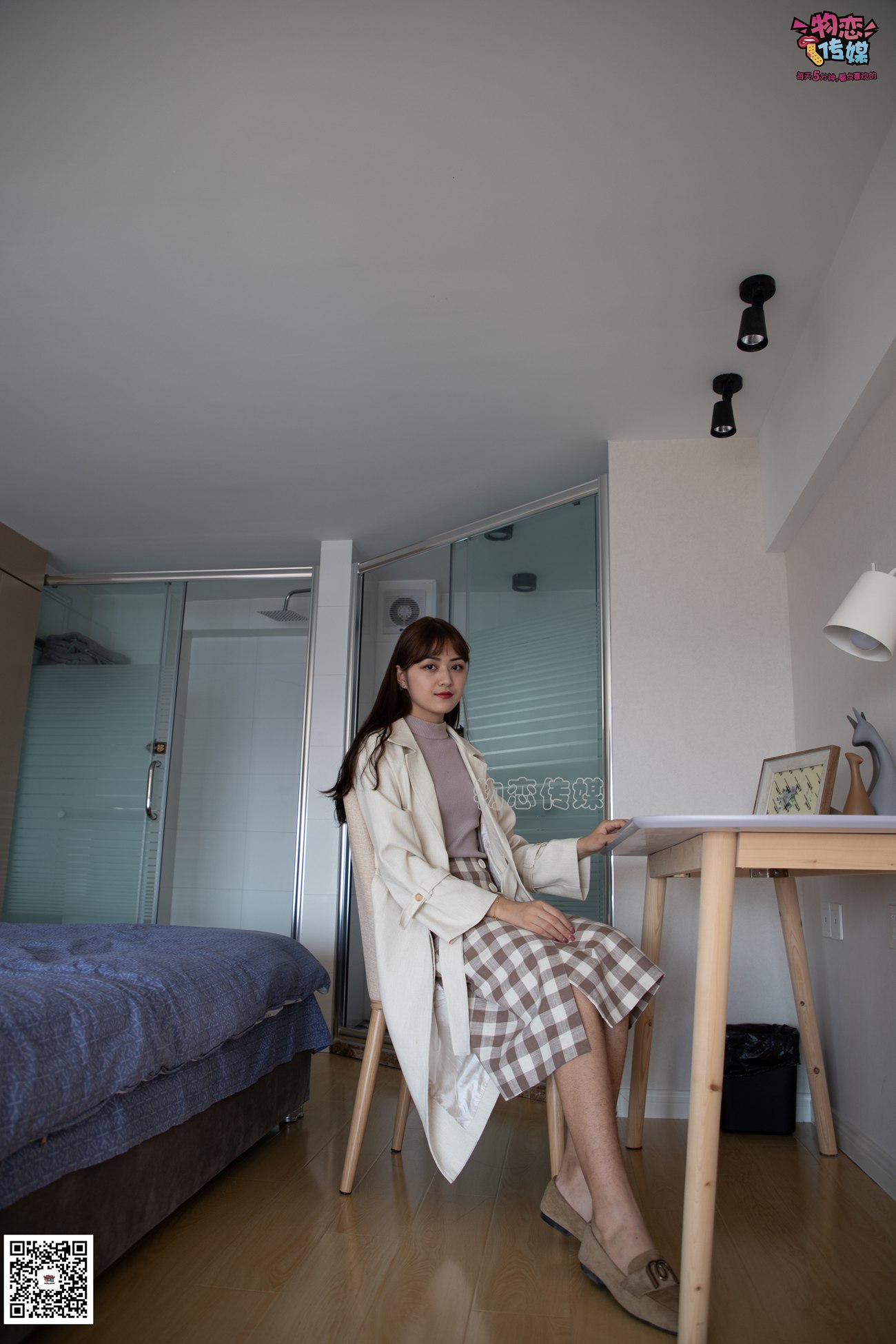 图片[135]-勿恋传媒 No.065 温柔格子裙,轻熟plus少女风,高冷小解解 [145P] – 速更版-美库