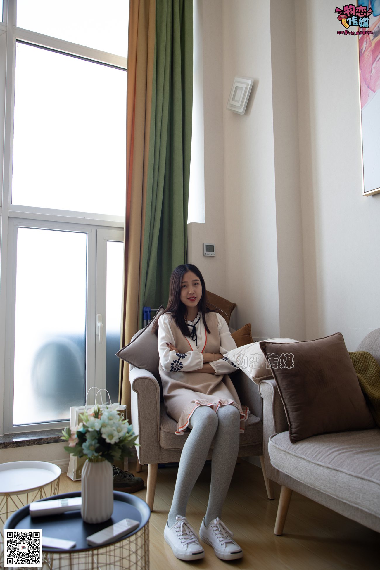 图片[125]-勿恋传媒 No.066 清纯小解解的灰色长筒棉袜 只想这样看着你 [148P] – 速更版-美库