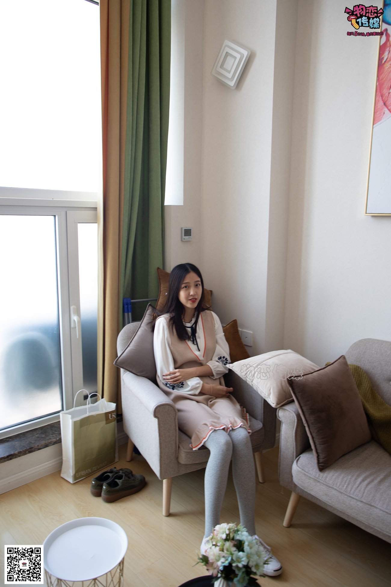 图片[127]-勿恋传媒 No.066 清纯小解解的灰色长筒棉袜 只想这样看着你 [148P] – 速更版-美库