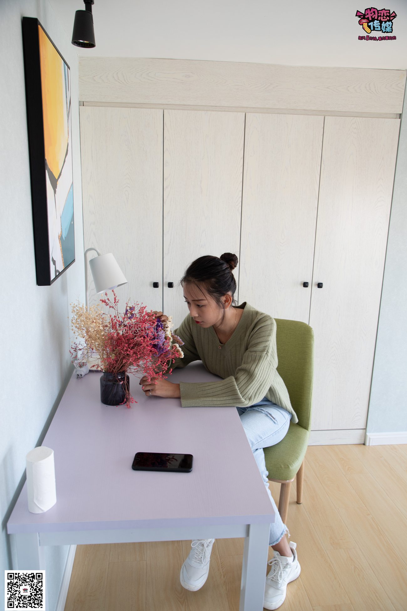 图片[163]-物恋传媒 No.067 锁骨的秘密。白色板鞋配白色横纹棉袜 [189P] – 速更版-美库