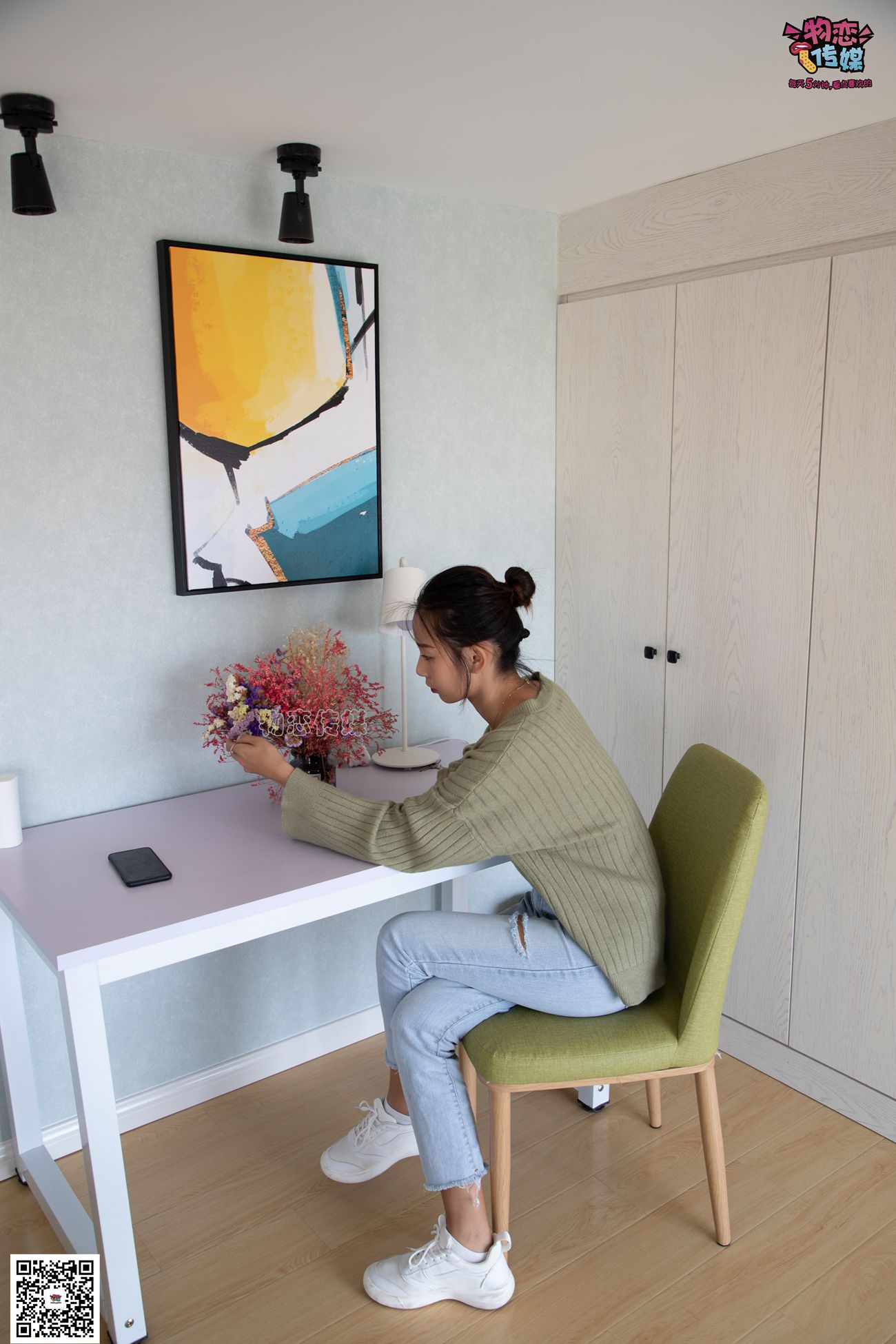 图片[168]-物恋传媒 No.067 锁骨的秘密。白色板鞋配白色横纹棉袜 [189P] – 速更版-美库