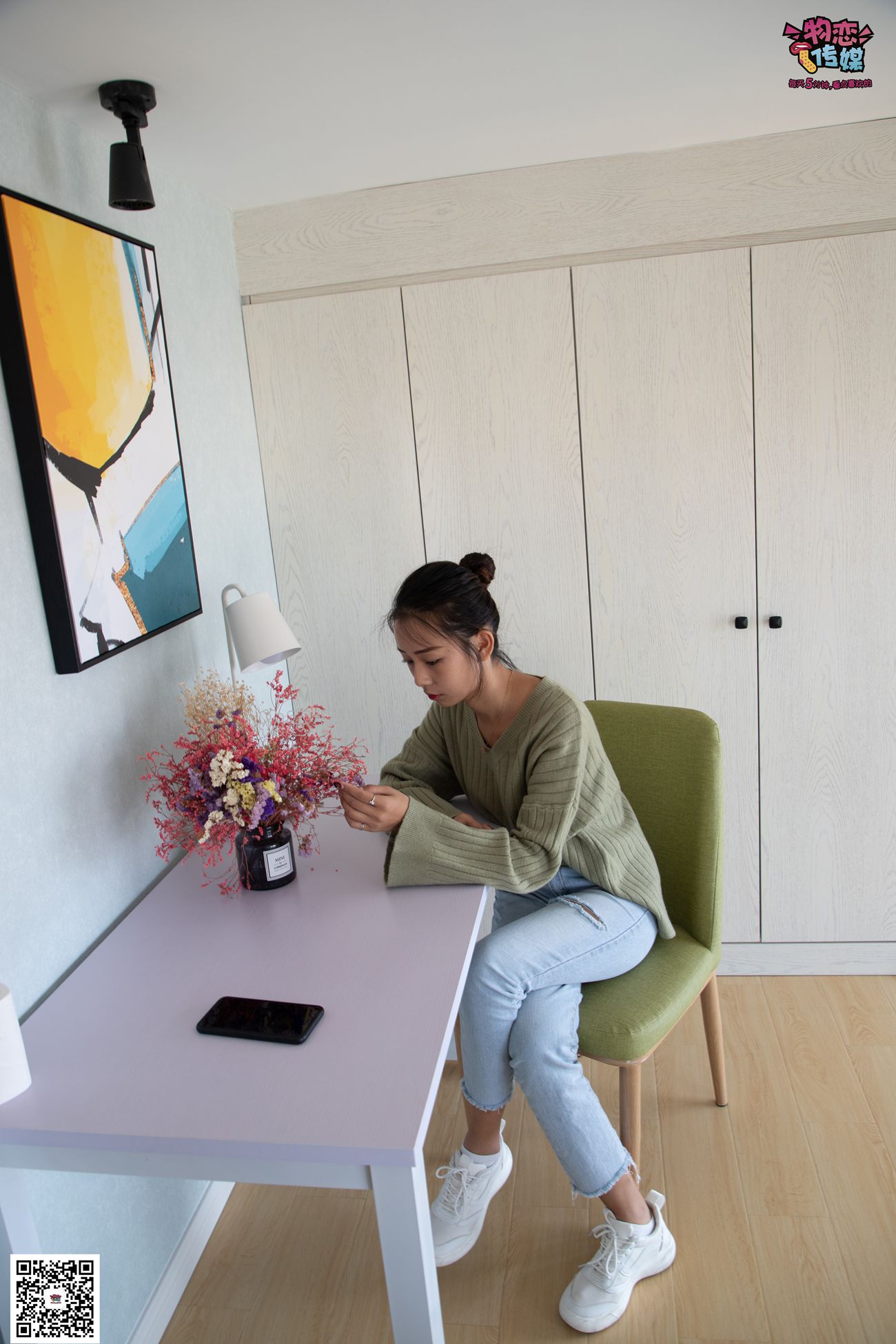 图片[169]-物恋传媒 No.067 锁骨的秘密。白色板鞋配白色横纹棉袜 [189P] – 速更版-美库