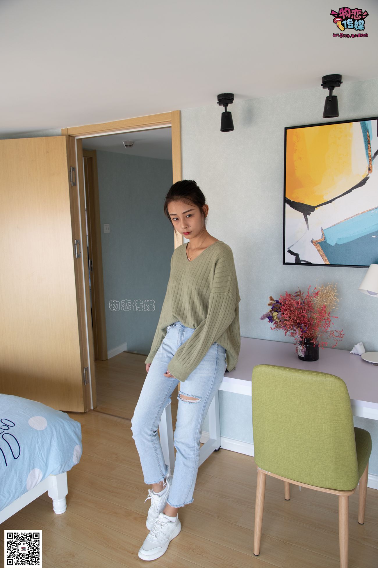 图片[175]-物恋传媒 No.067 锁骨的秘密。白色板鞋配白色横纹棉袜 [189P] – 速更版-美库