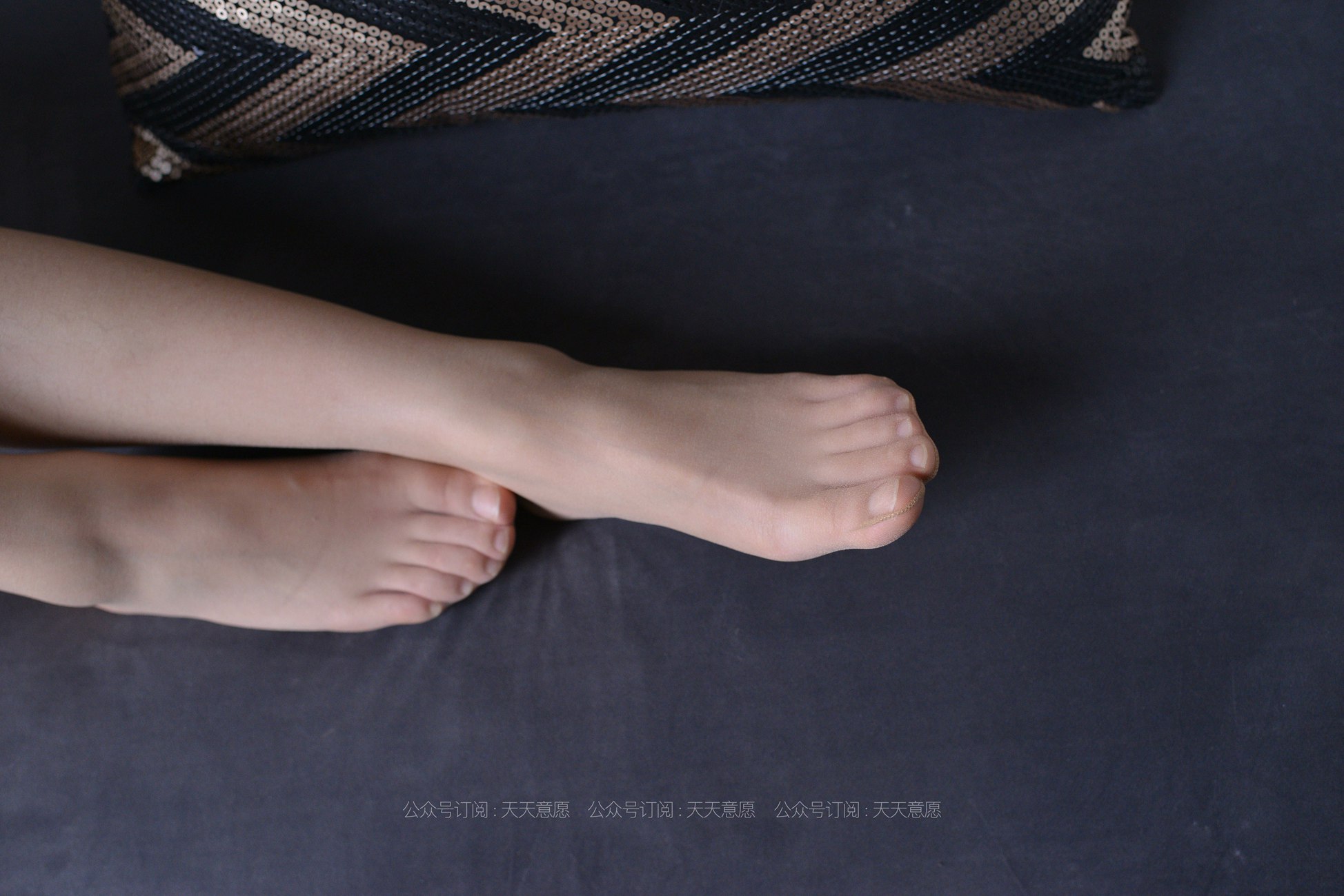 图片[17]-[IESS异思趣向] 耽丝 210415 小婕与花共舞 [61P] – 速更版-美库