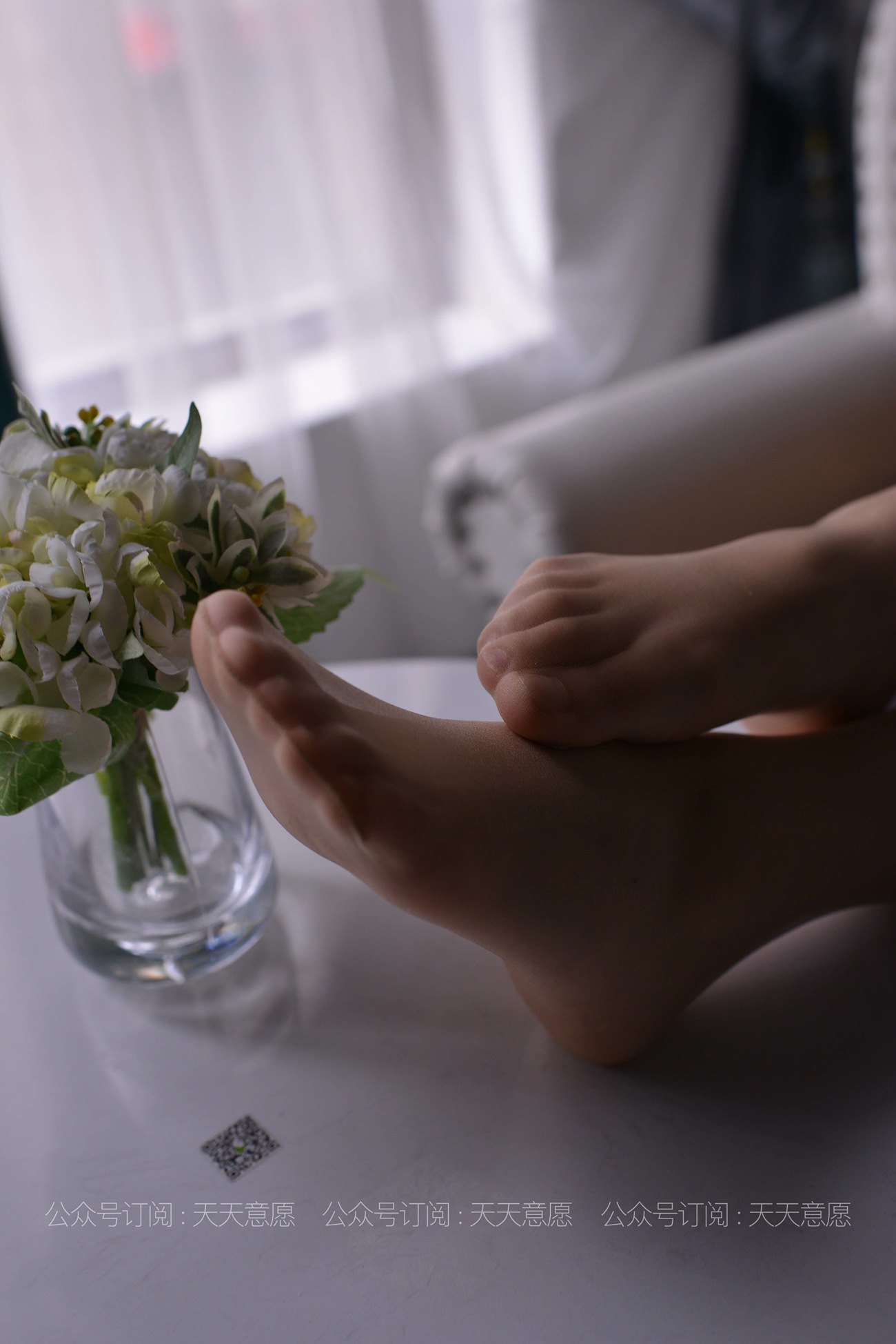 图片[34]-[IESS异思趣向] 耽丝 210415 小婕与花共舞 [61P] – 速更版-美库