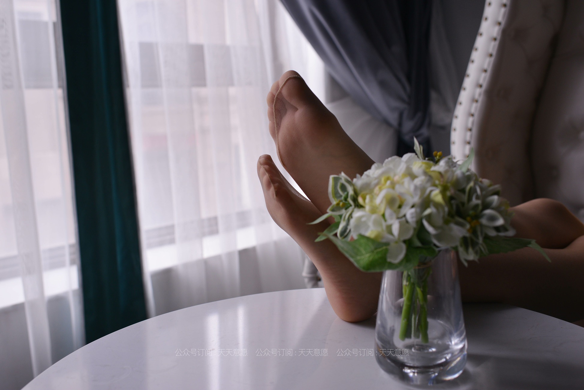 图片[50]-[IESS异思趣向] 耽丝 210415 小婕与花共舞 [61P] – 速更版-美库