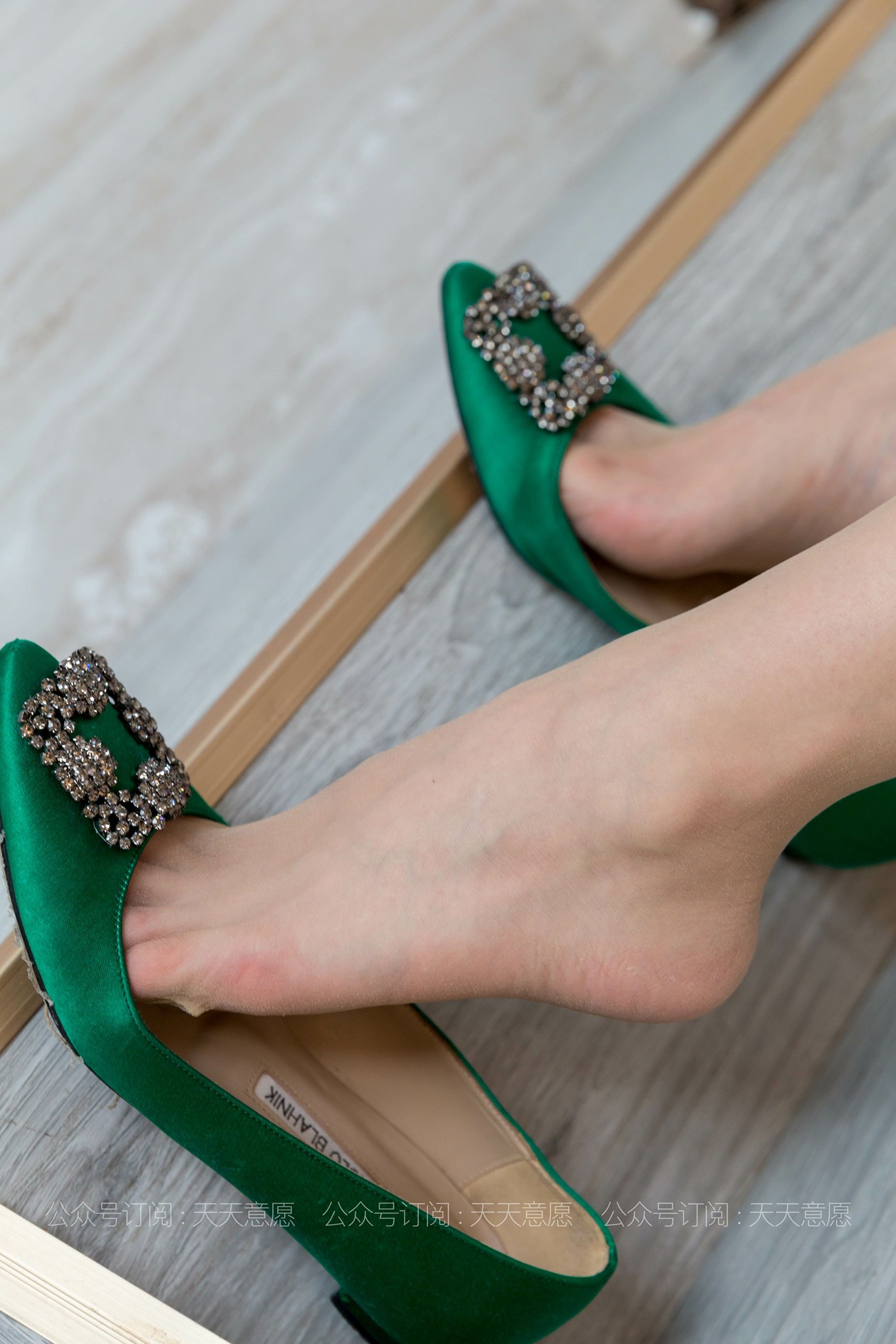 图片[20]-[IESS异思趣向] 耽丝 210418 秋秋的超短包臀裙 [88P] – 速更版-美库