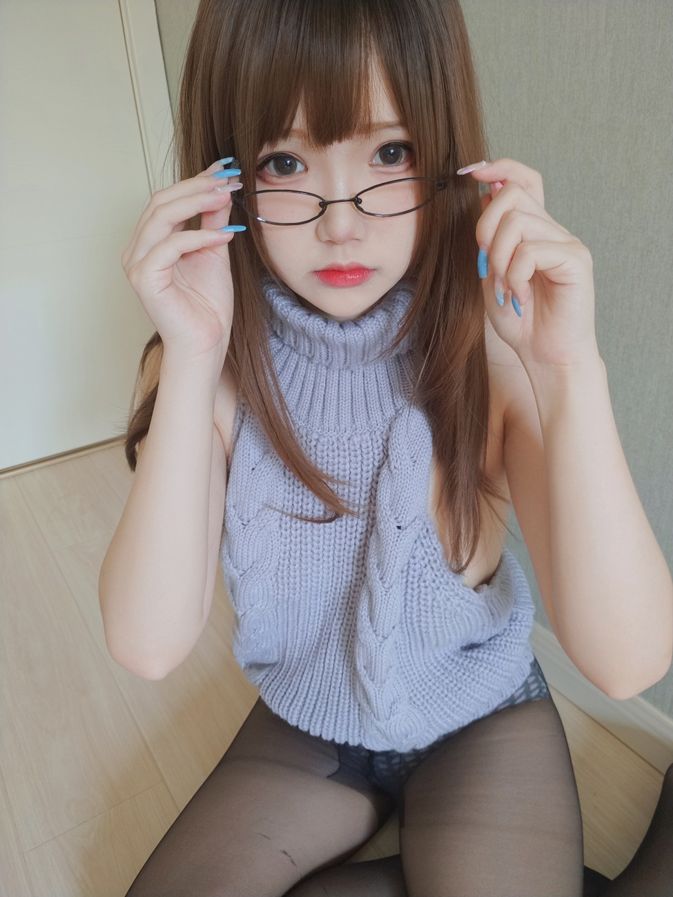 图片[34]-雪晴Astra – 黑丝漏背毛衣[48P] – 速更版-美库