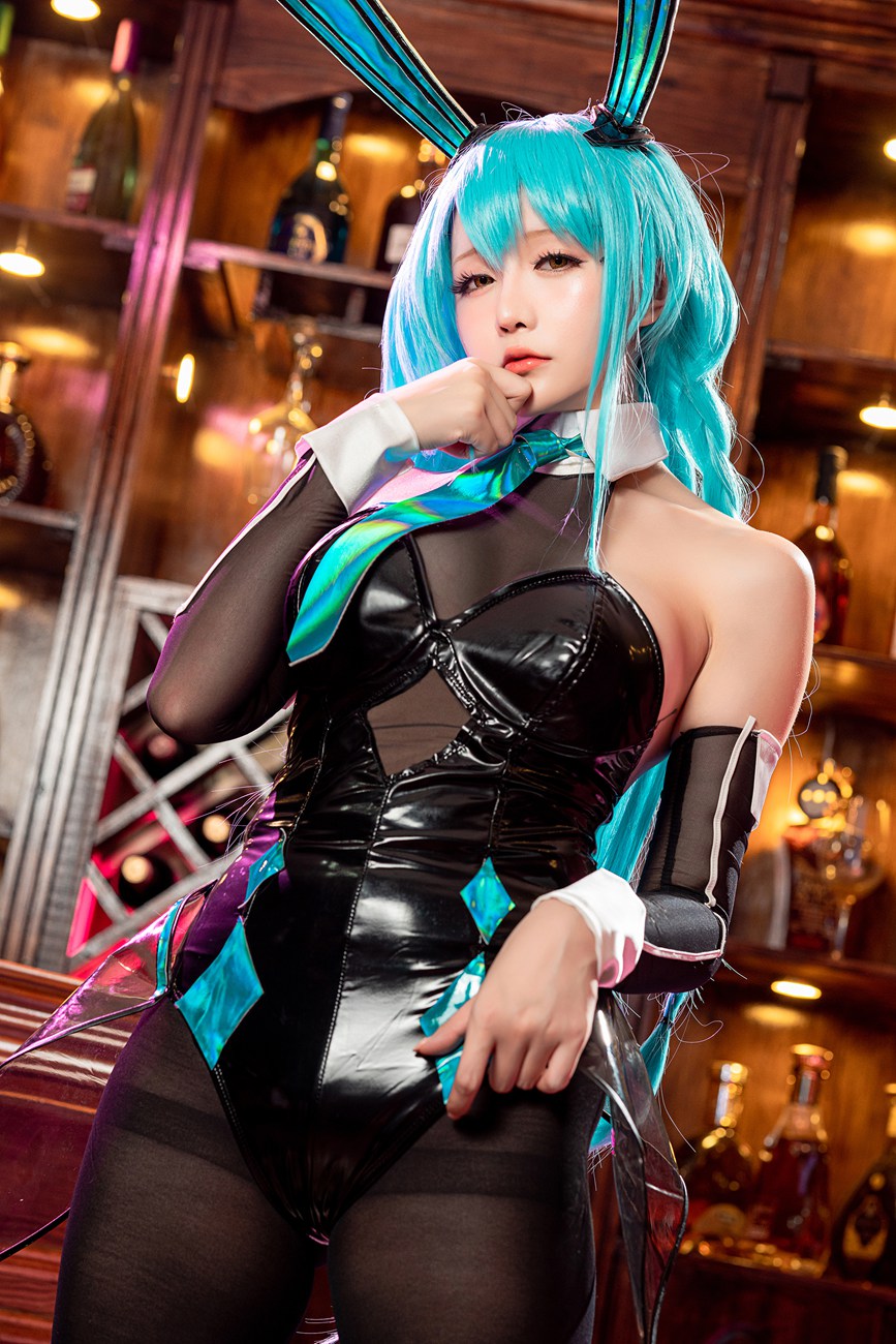 图片[16]-Coser小姐姐 星之迟迟 – 纯白と漆黑《树城》[25P] – 速更版-美库