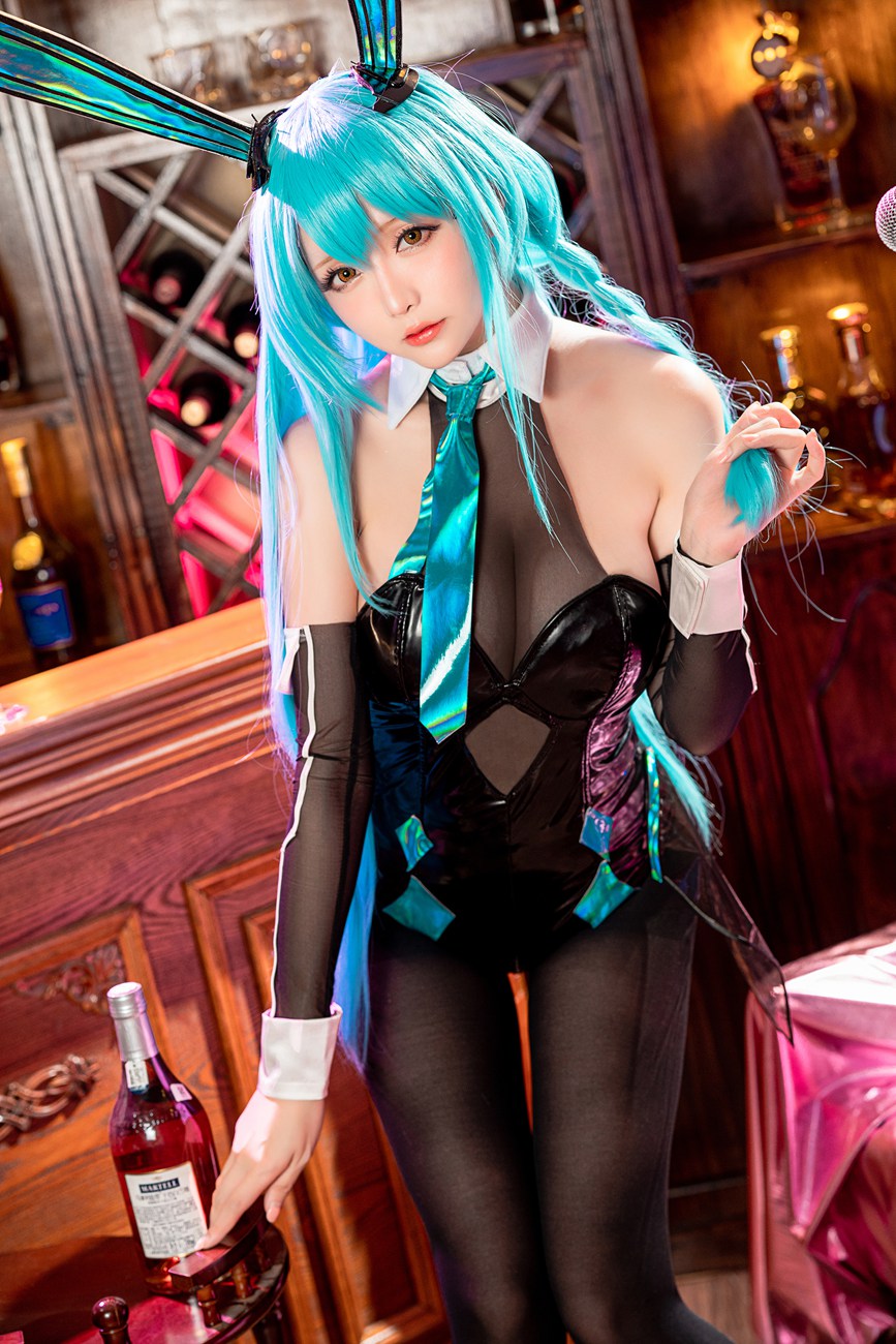 图片[17]-Coser小姐姐 星之迟迟 – 纯白と漆黑《树城》[25P] – 速更版-美库