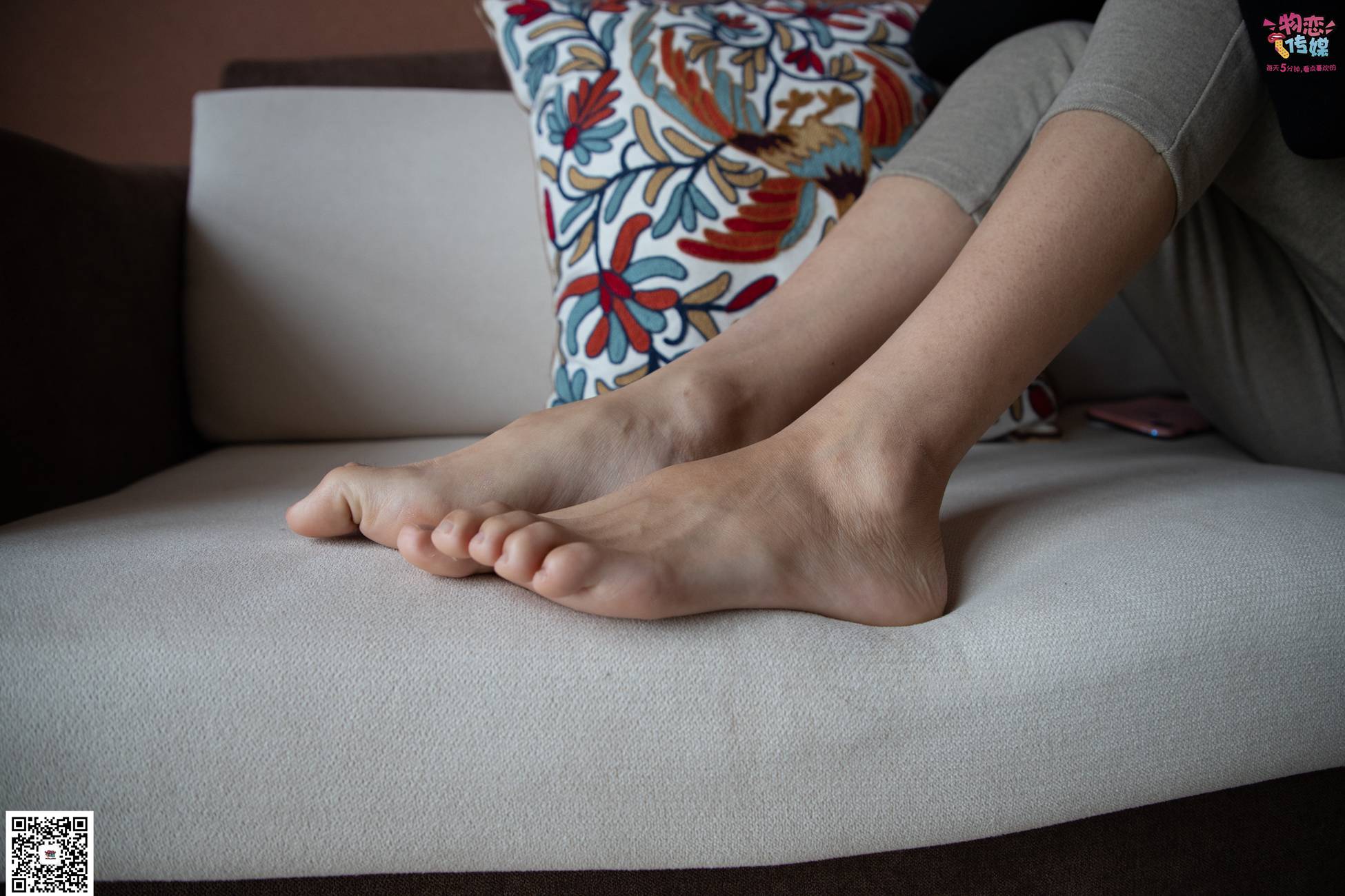 图片[22]-勿恋传媒 No.070 肉丝长发镁钕 执剑舞一曲 温柔与谁共 [160P] – 速更版-美库