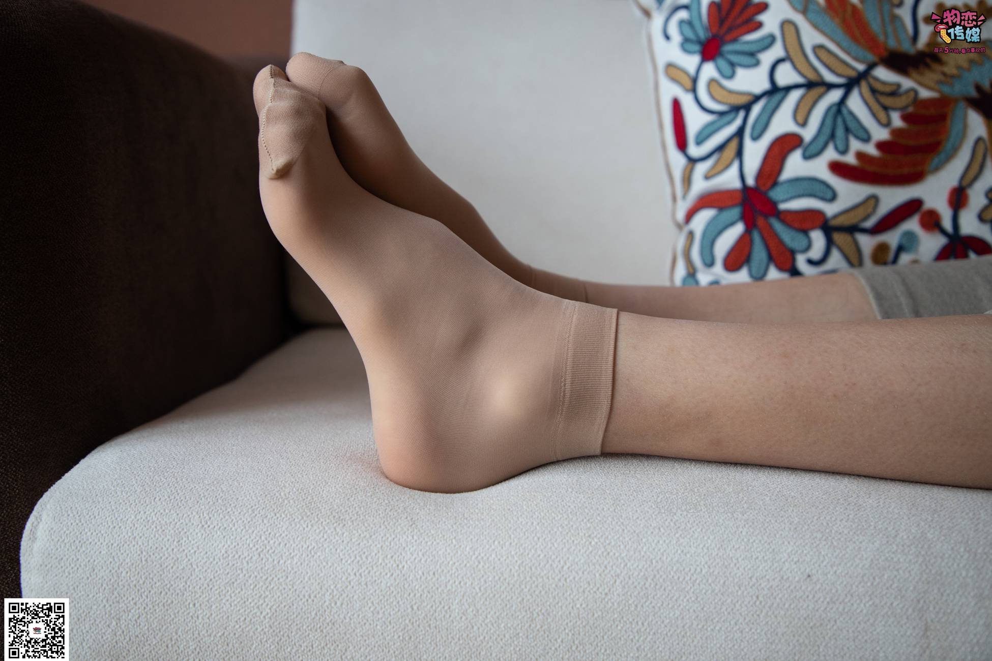 图片[47]-勿恋传媒 No.070 肉丝长发镁钕 执剑舞一曲 温柔与谁共 [160P] – 速更版-美库