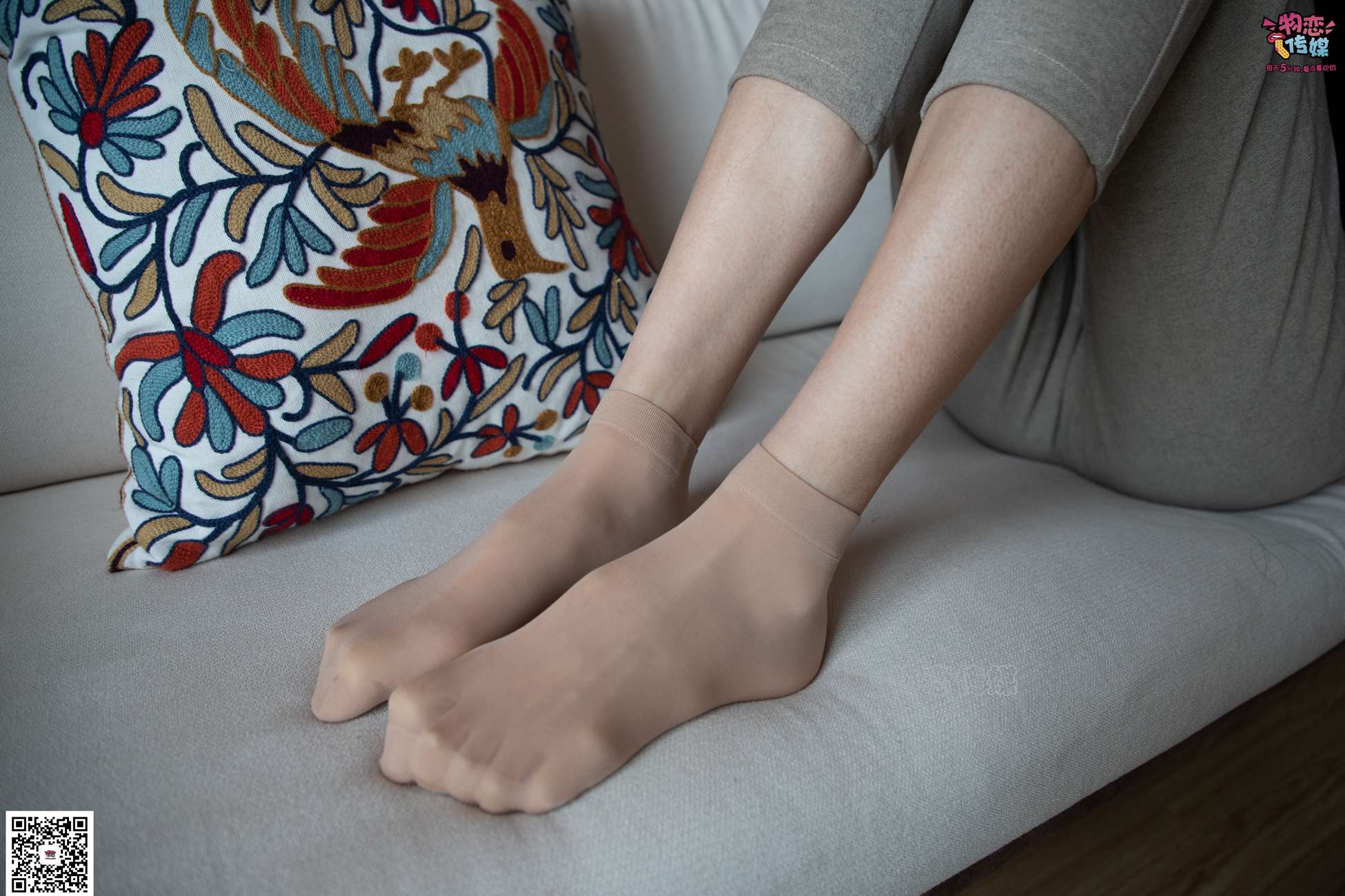 图片[61]-勿恋传媒 No.070 肉丝长发镁钕 执剑舞一曲 温柔与谁共 [160P] – 速更版-美库