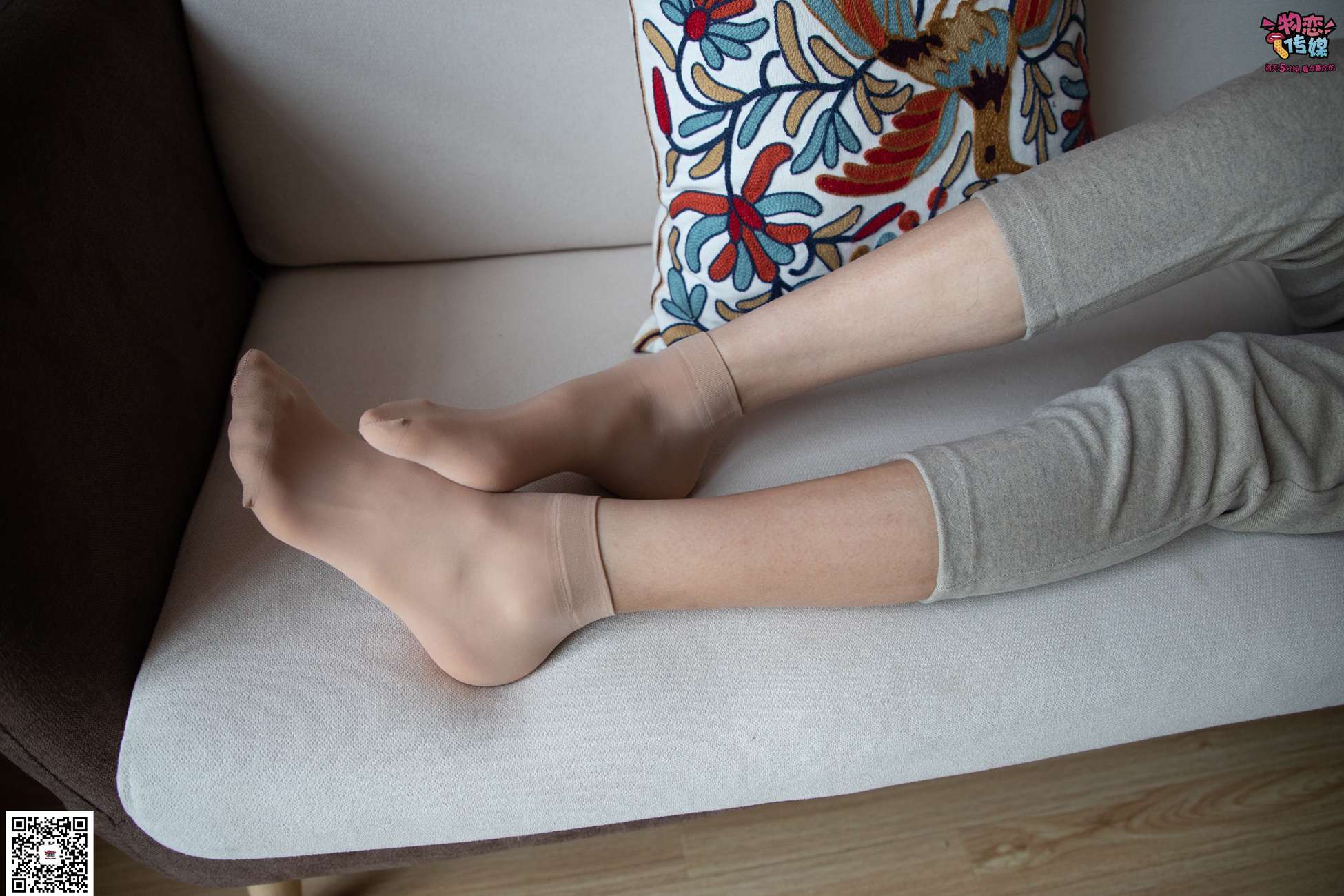 图片[67]-勿恋传媒 No.070 肉丝长发镁钕 执剑舞一曲 温柔与谁共 [160P] – 速更版-美库