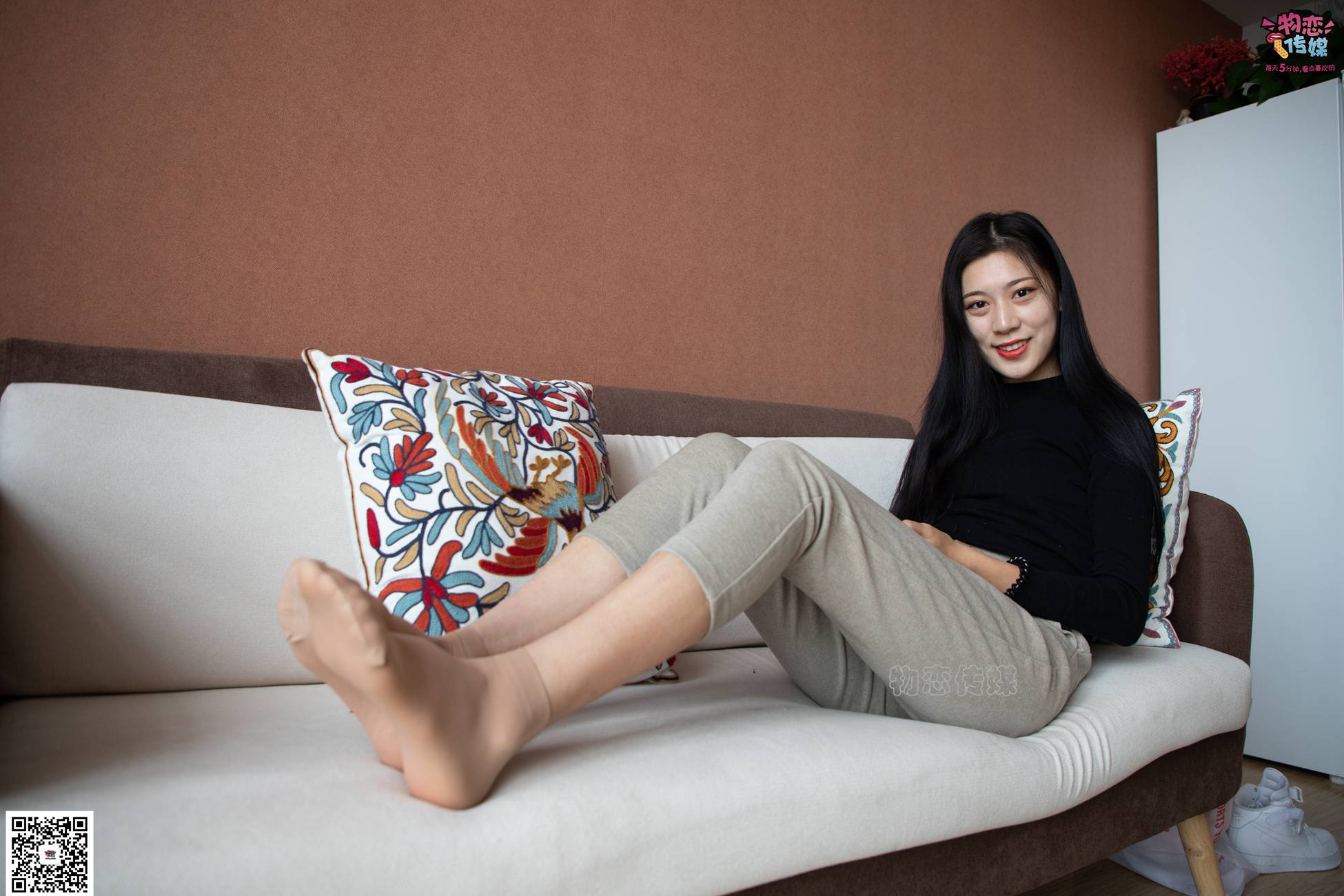 图片[84]-勿恋传媒 No.070 肉丝长发镁钕 执剑舞一曲 温柔与谁共 [160P] – 速更版-美库