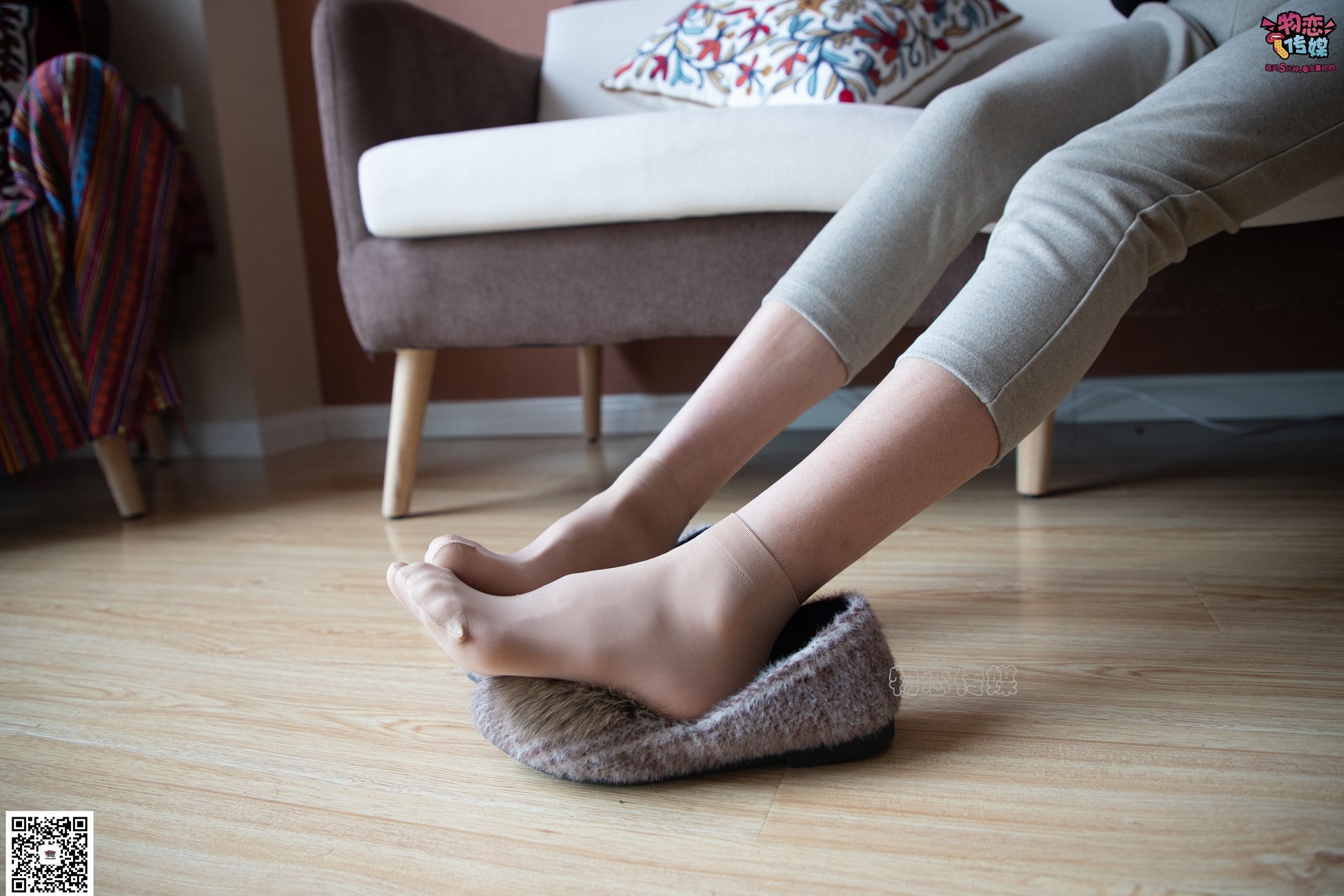 图片[92]-勿恋传媒 No.070 肉丝长发镁钕 执剑舞一曲 温柔与谁共 [160P] – 速更版-美库