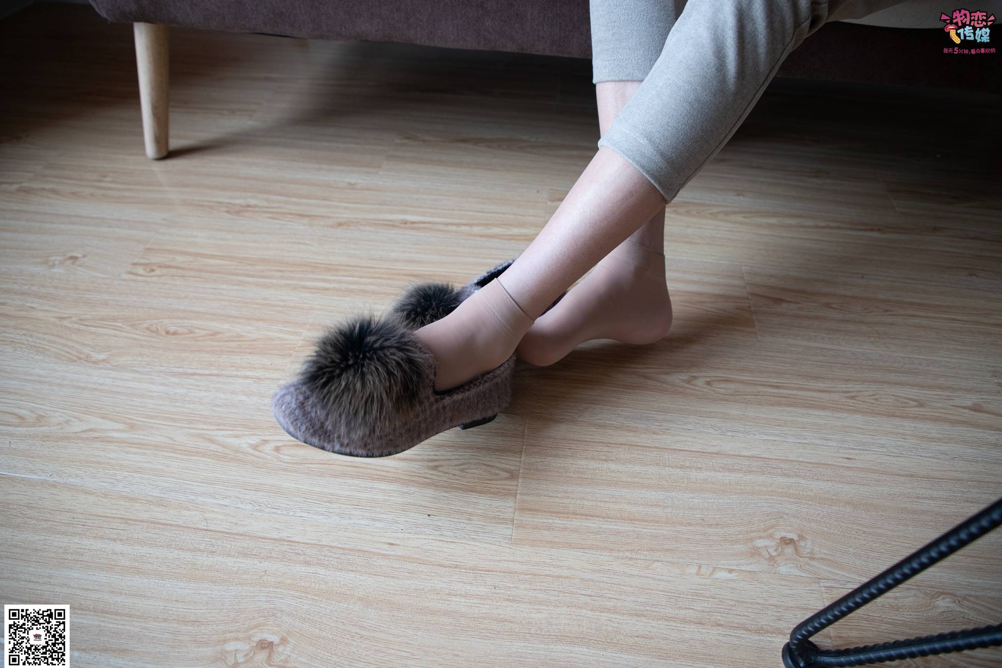 图片[98]-勿恋传媒 No.070 肉丝长发镁钕 执剑舞一曲 温柔与谁共 [160P] – 速更版-美库